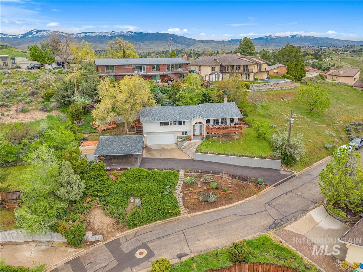 2624 N Hillway Dr, Boise, Idaho 83702, 4 Bedrooms, 2.5 Bathrooms, Residential For Sale, Price $920,000, 98982484