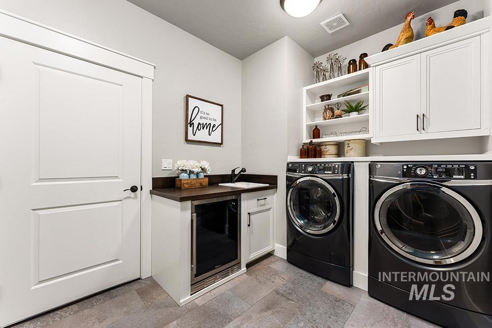 6635 S Liveoak, Boise, Idaho 83716, 4 Bedrooms, 3 Bathrooms, Residential For Sale, Price $1,125,000, 98982486