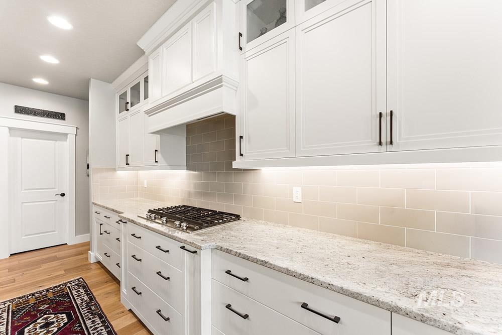 6635 S Liveoak, Boise, Idaho 83716, 4 Bedrooms, 3 Bathrooms, Residential For Sale, Price $1,125,000, 98982486