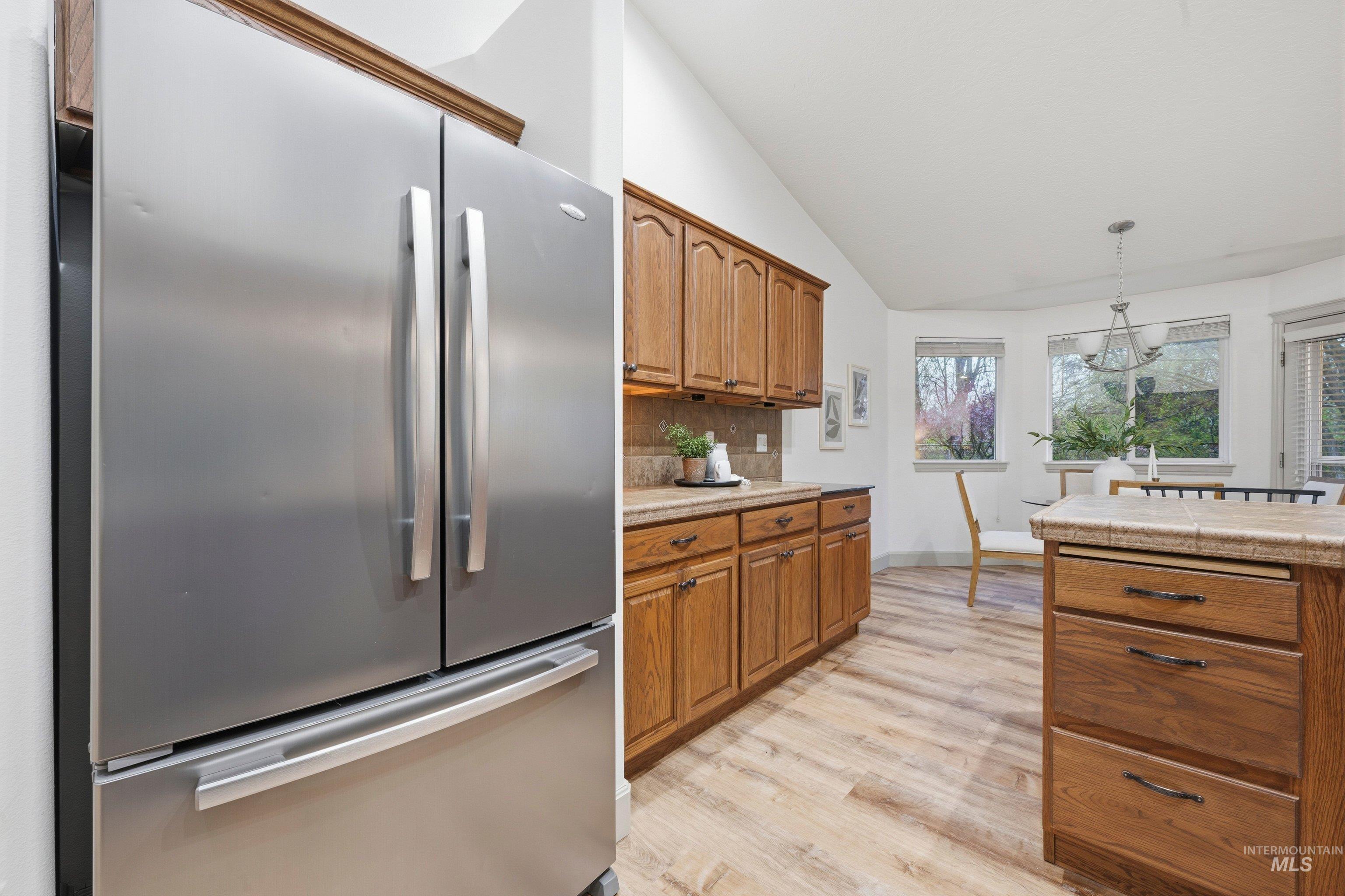 2095 E Celia Ct, Eagle, Idaho 83616, 4 Bedrooms, 2 Bathrooms, Residential For Sale, Price $579,900,MLS 98982488