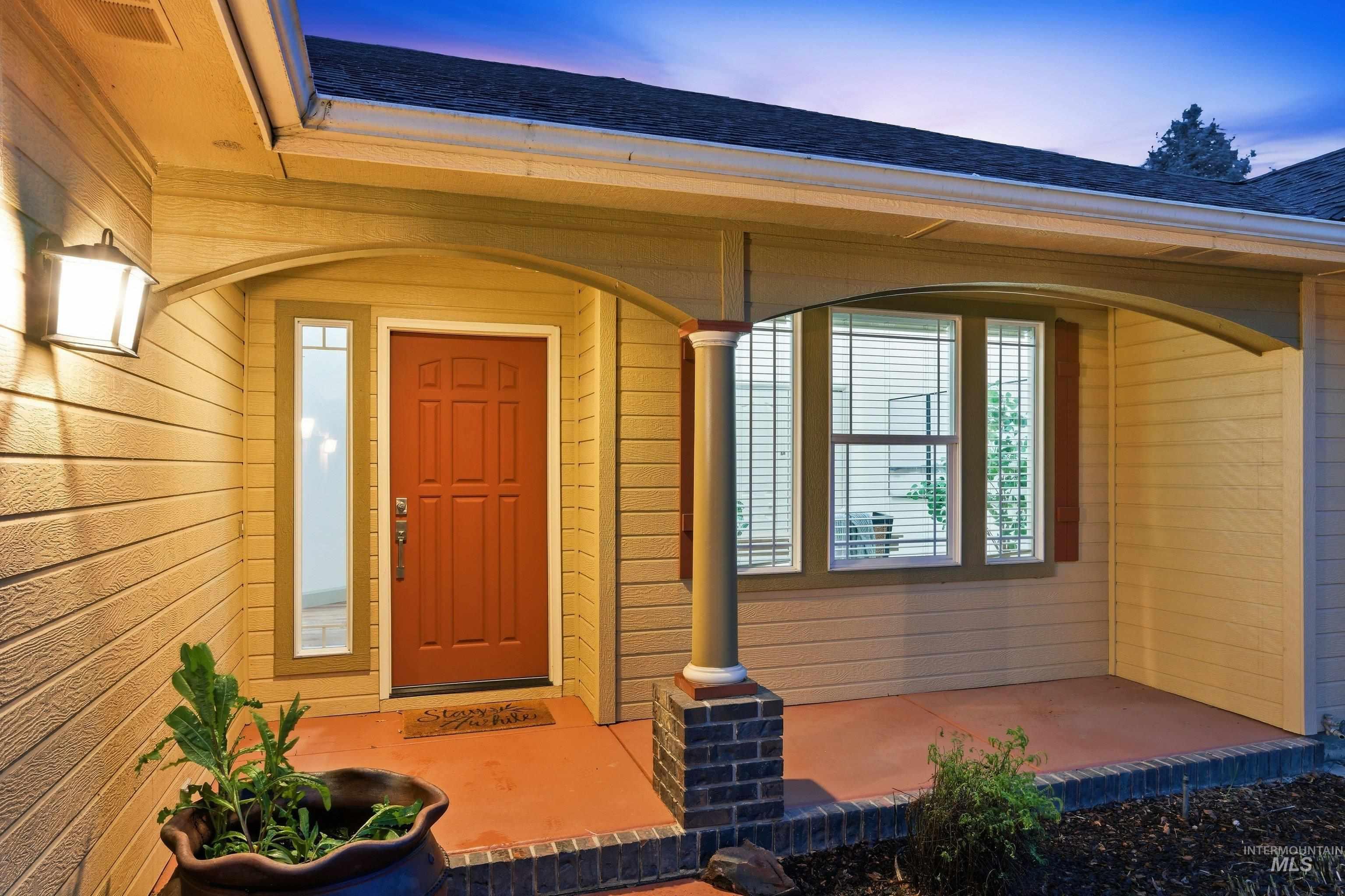 2095 E Celia Ct, Eagle, Idaho 83616, 4 Bedrooms, 2 Bathrooms, Residential For Sale, Price $579,900,MLS 98982488