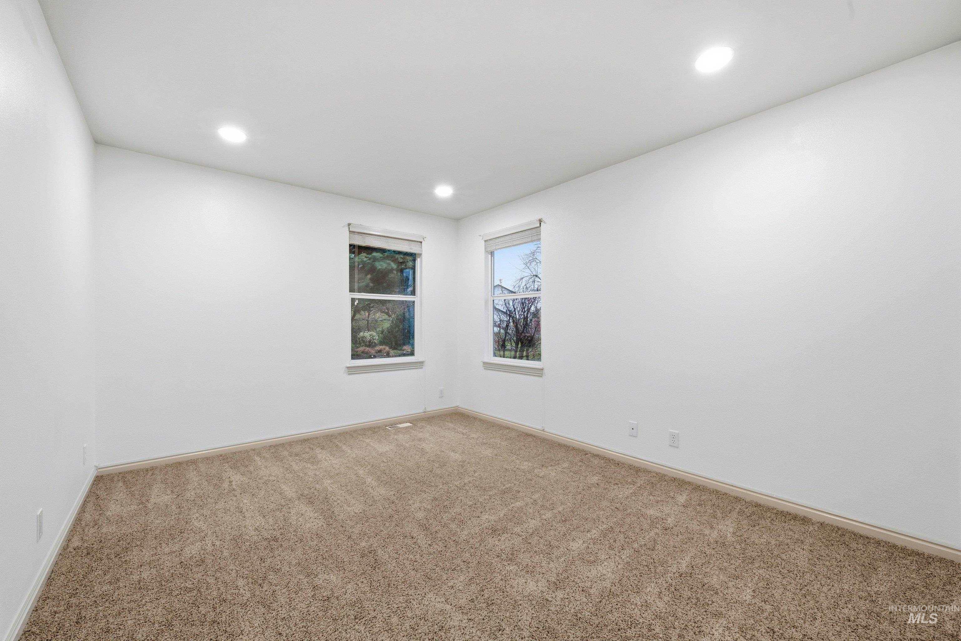 2095 E Celia Ct, Eagle, Idaho 83616, 4 Bedrooms, 2 Bathrooms, Residential For Sale, Price $579,900,MLS 98982488