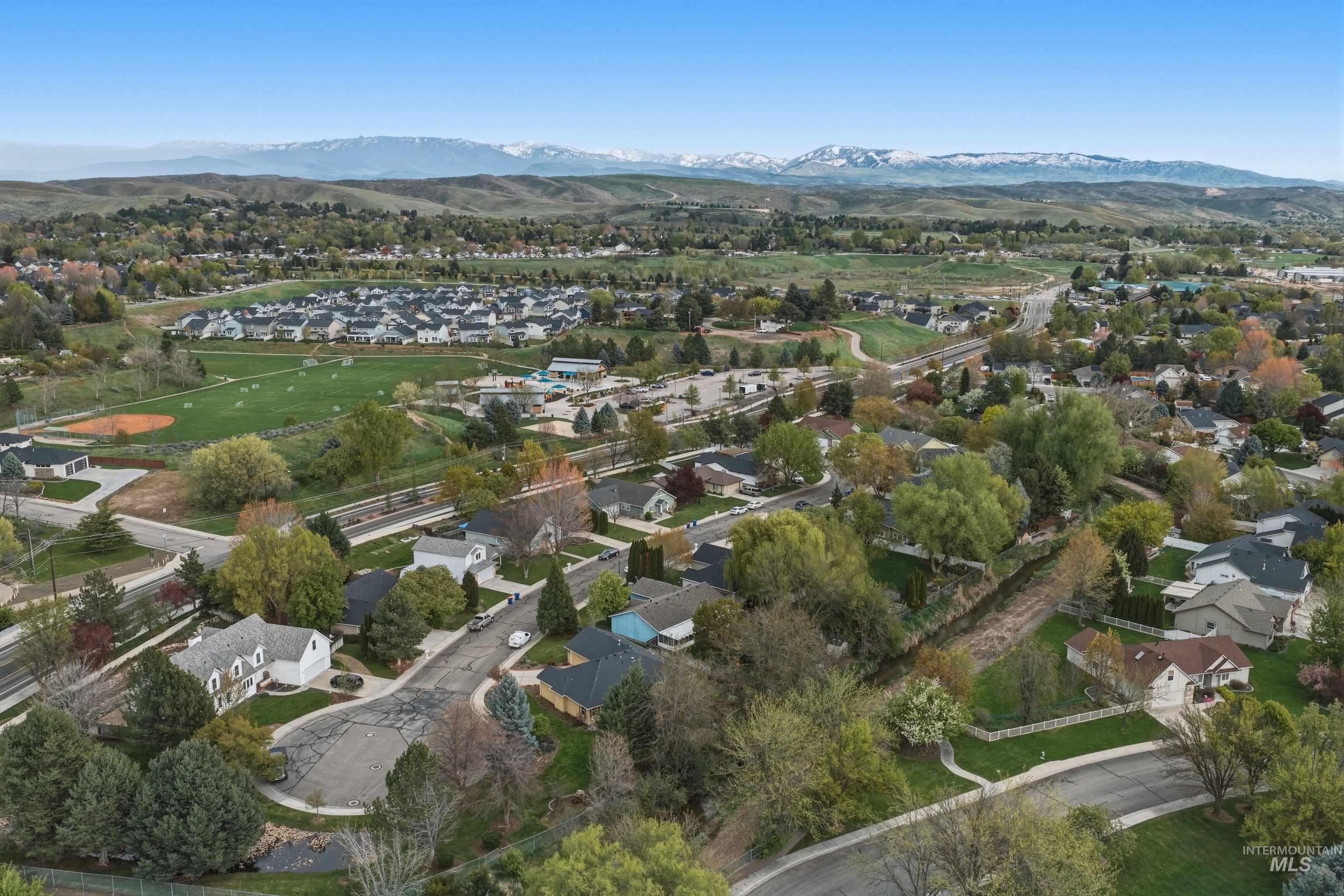 2095 E Celia Ct, Eagle, Idaho 83616, 4 Bedrooms, 2 Bathrooms, Residential For Sale, Price $579,900,MLS 98982488