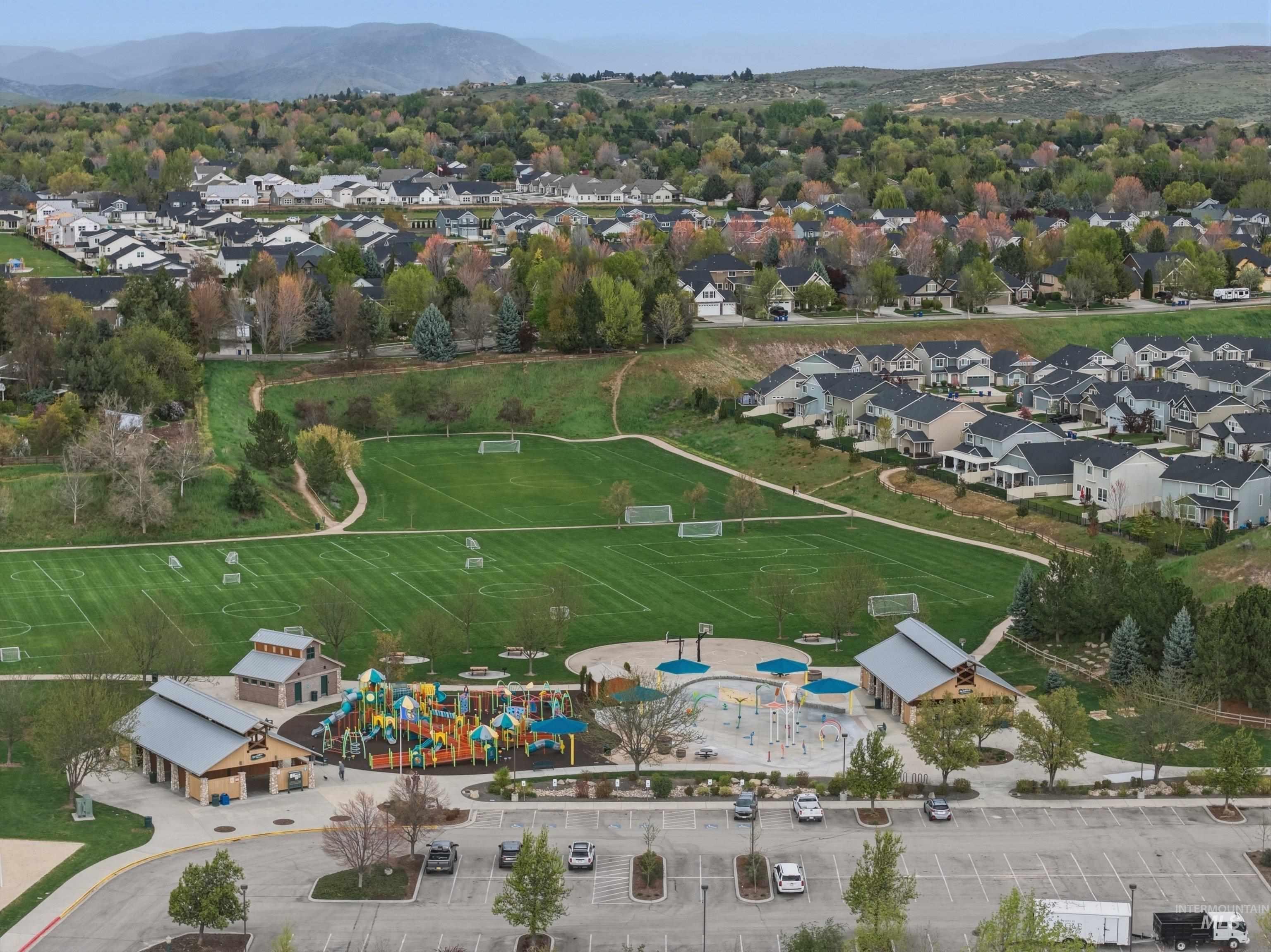 2095 E Celia Ct, Eagle, Idaho 83616, 4 Bedrooms, 2 Bathrooms, Residential For Sale, Price $579,900,MLS 98982488