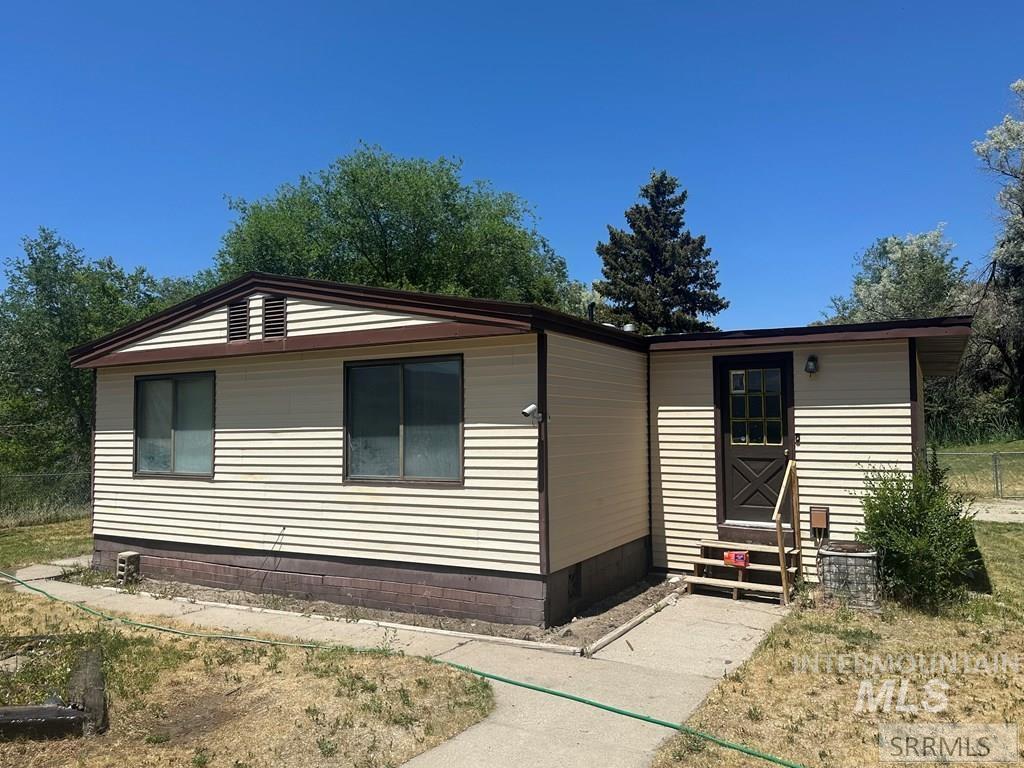 4500 Stockman Road, Pocatello, Idaho 83204, 4 Bedrooms, 2 Bathrooms, Residential For Sale, Price $264,000,MLS 98982489