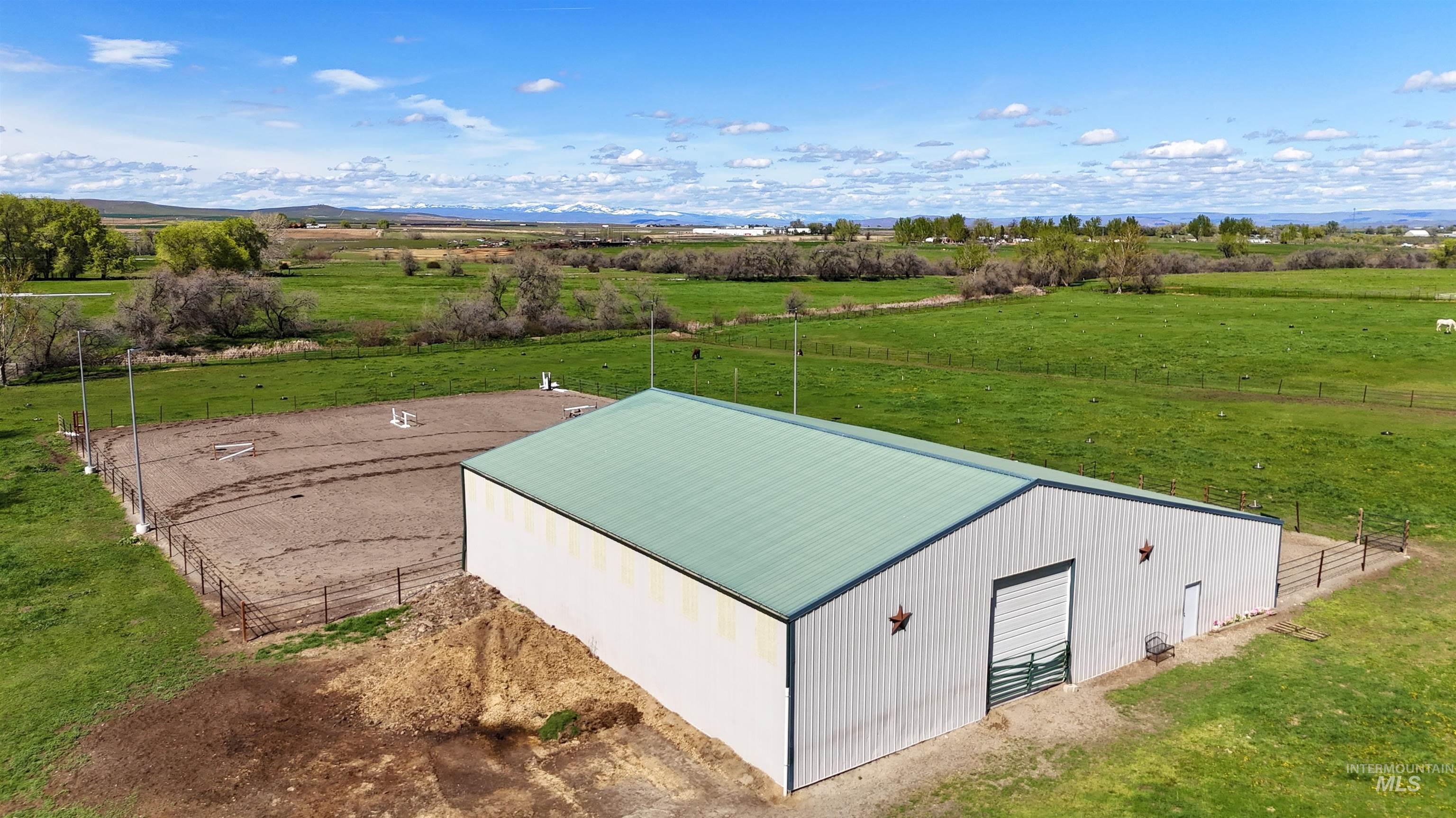 644 Ontario Heights Rd, Ontario, Oregon 97914, 5 Bedrooms, 2.5 Bathrooms, Farm & Ranch For Sale, Price $975,000, 98982490