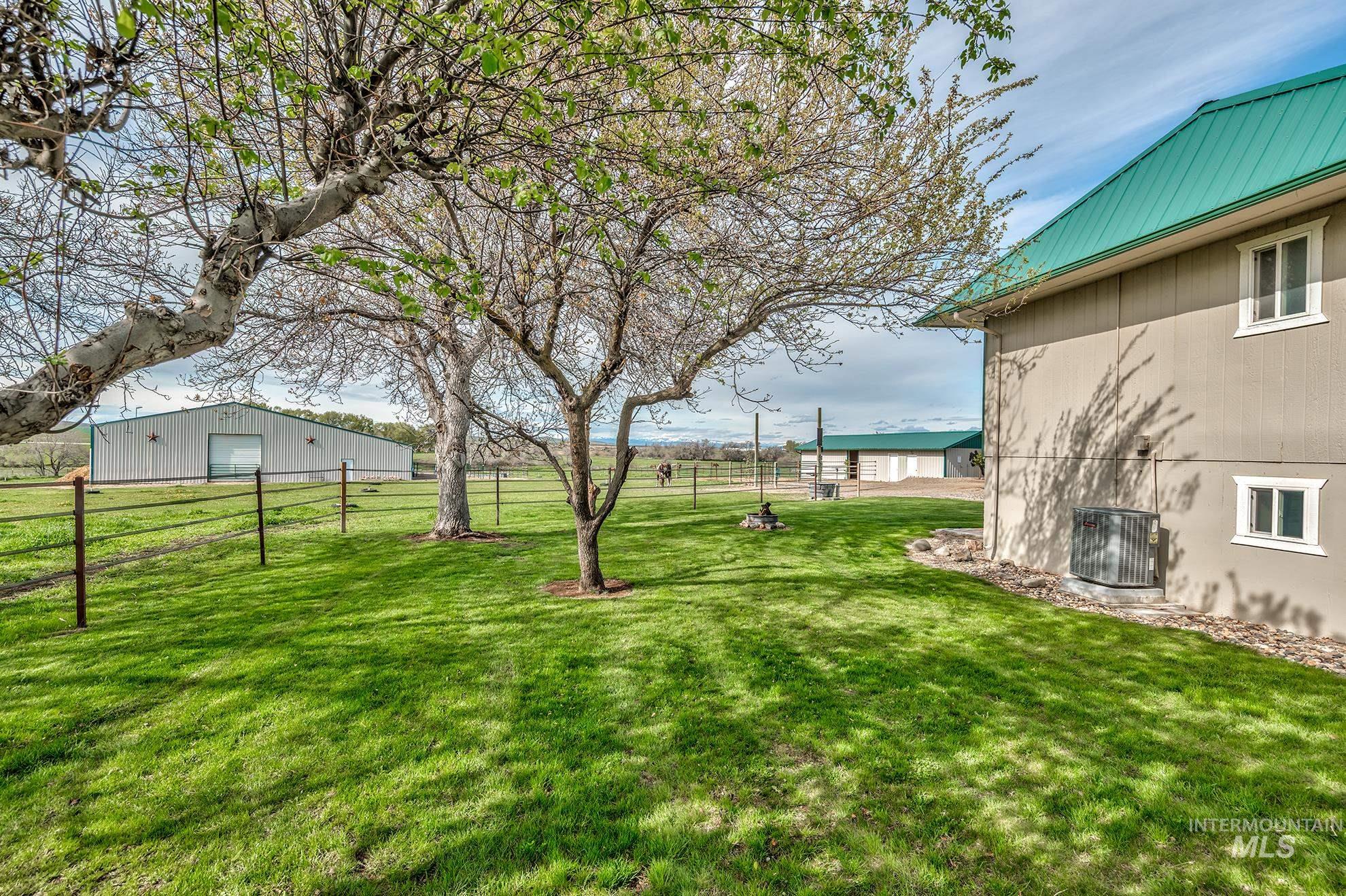 644 Ontario Heights Rd, Ontario, Oregon 97914, 5 Bedrooms, 2.5 Bathrooms, Farm & Ranch For Sale, Price $975,000, 98982490