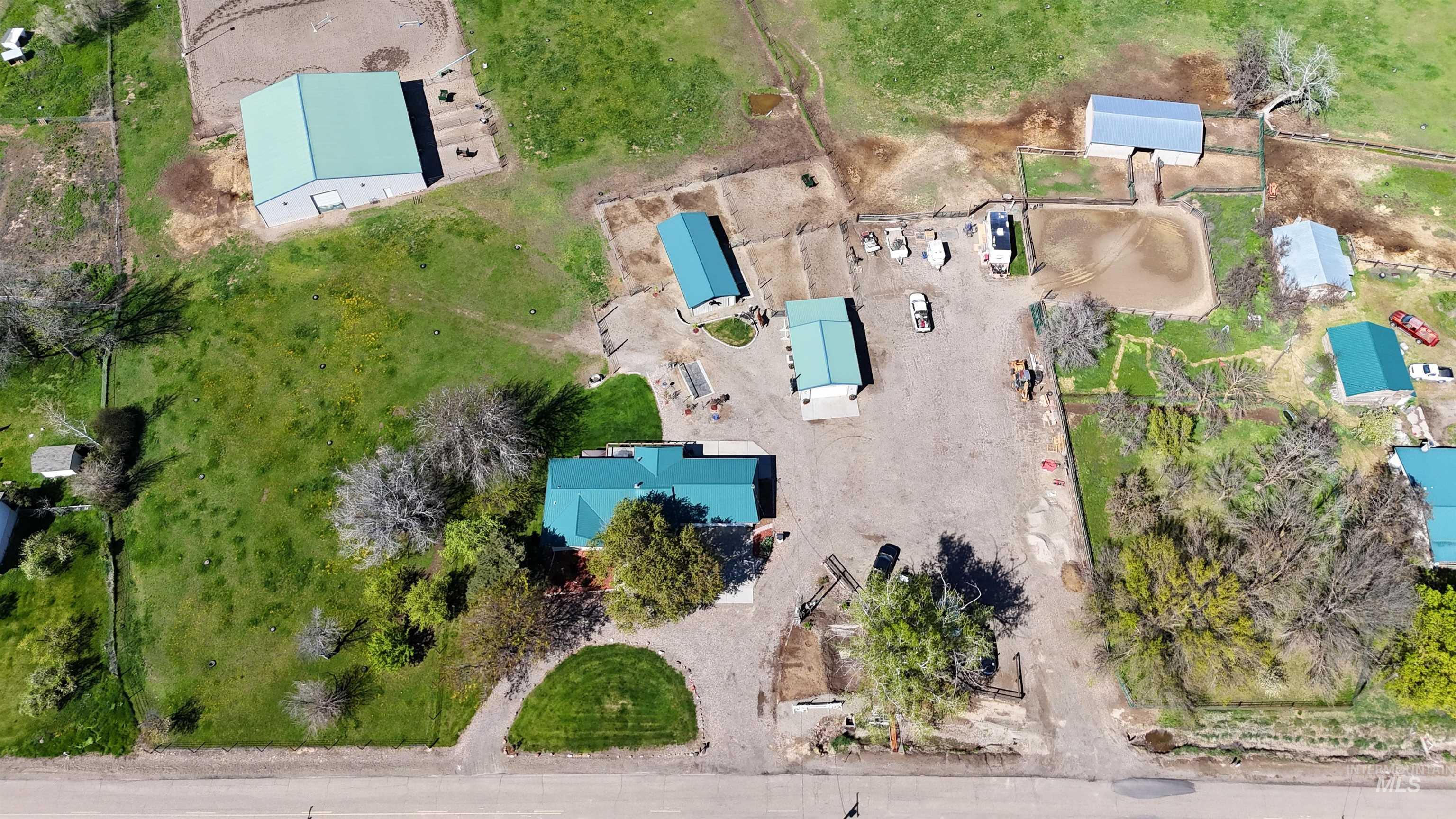 644 Ontario Heights Rd, Ontario, Oregon 97914, 5 Bedrooms, 2.5 Bathrooms, Farm & Ranch For Sale, Price $975,000, 98982490