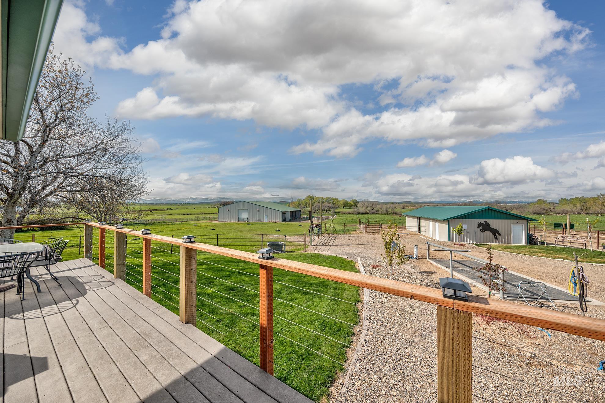 644 Ontario Heights Rd, Ontario, Oregon 97914, 5 Bedrooms, 2.5 Bathrooms, Farm & Ranch For Sale, Price $975,000, 98982490