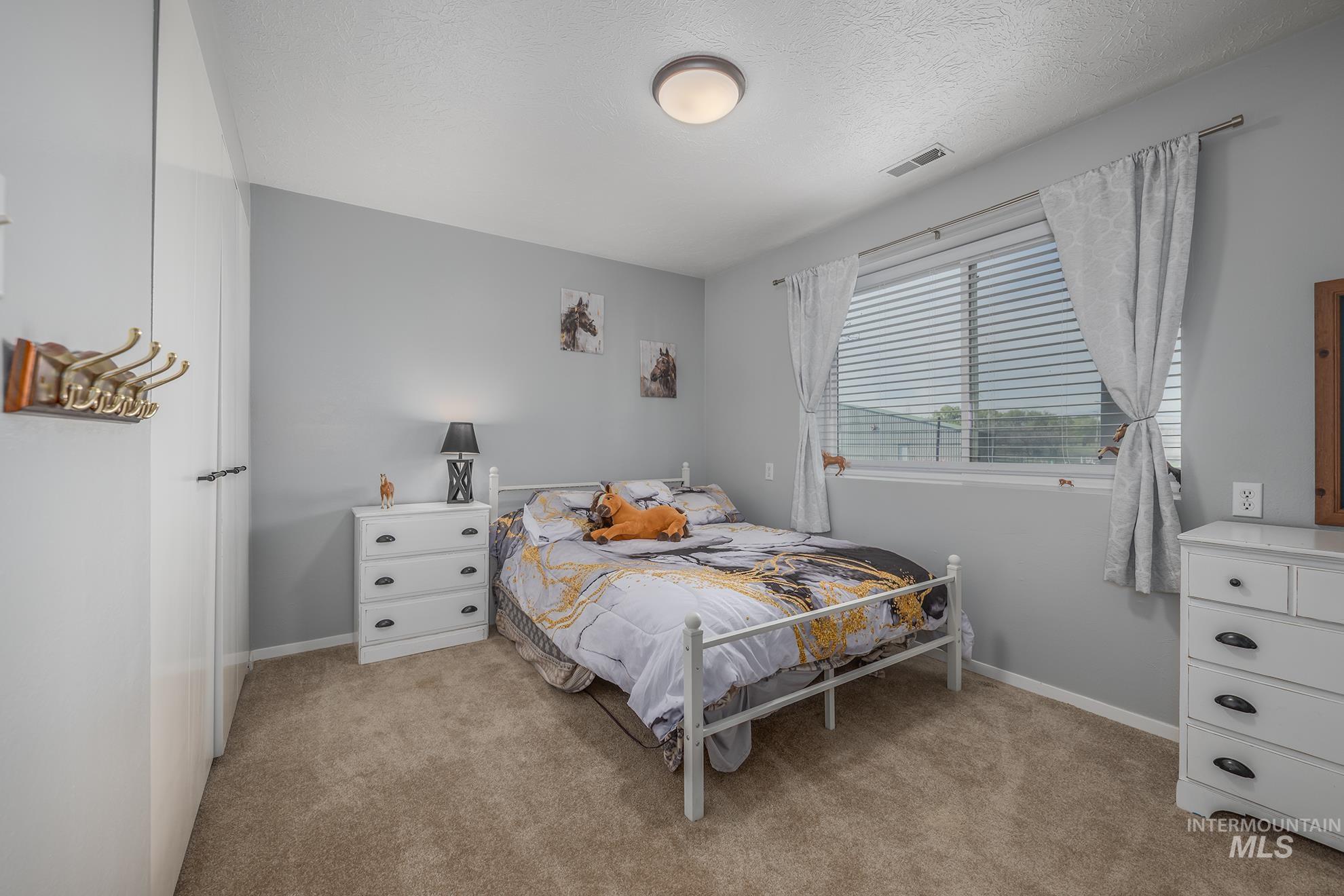 644 Ontario Heights Rd, Ontario, Oregon 97914, 5 Bedrooms, 2.5 Bathrooms, Residential For Sale, Price $975,000,MLS 98982491