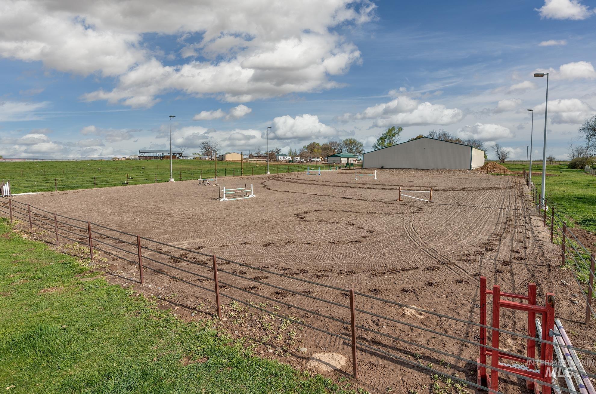 644 Ontario Heights Rd, Ontario, Oregon 97914, 5 Bedrooms, 2.5 Bathrooms, Residential For Sale, Price $975,000,MLS 98982491