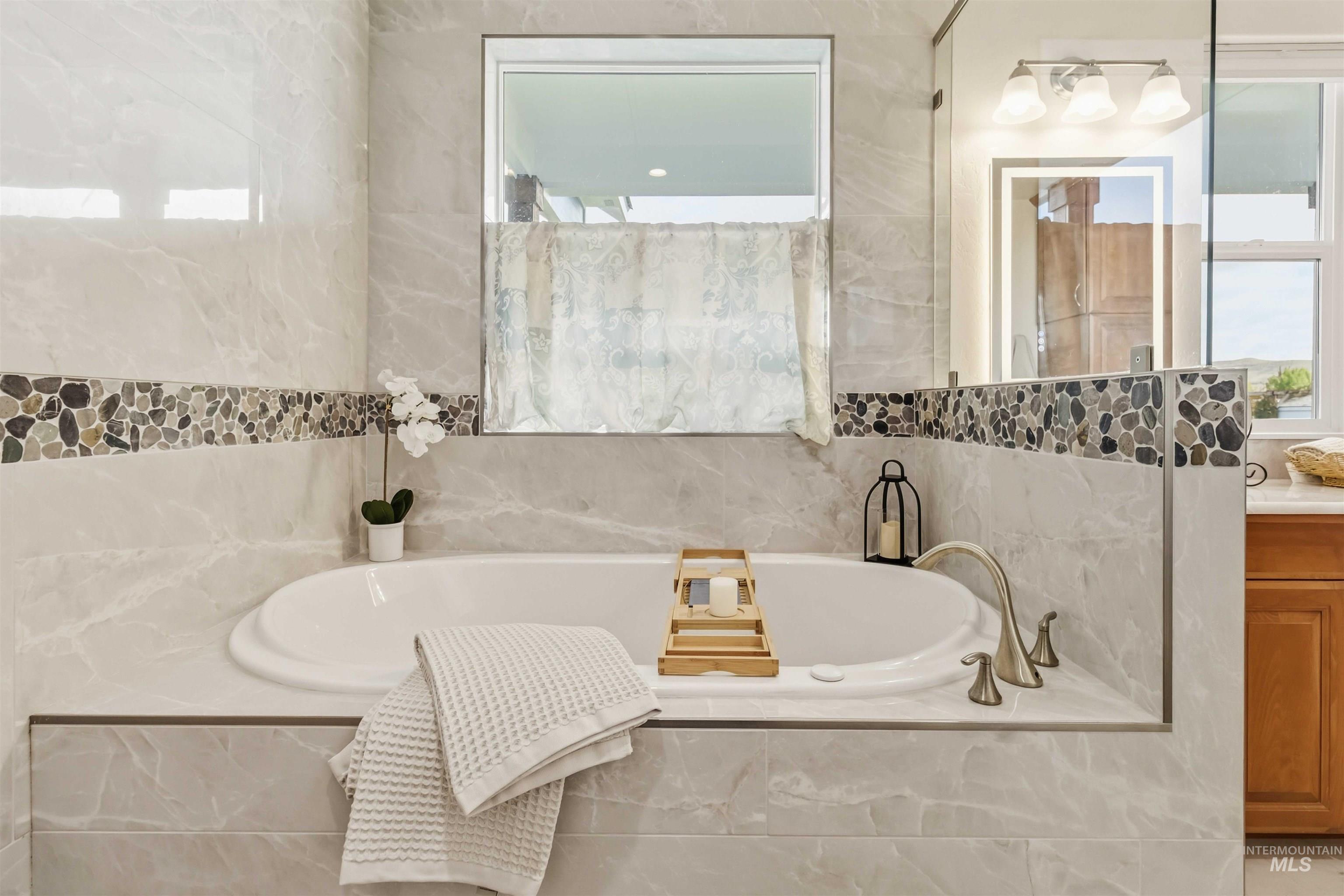 1425 Connelly Ln, Emmett, Idaho 83617, 4 Bedrooms, 3.5 Bathrooms, Residential For Sale, Price $1,199,000, 98982492