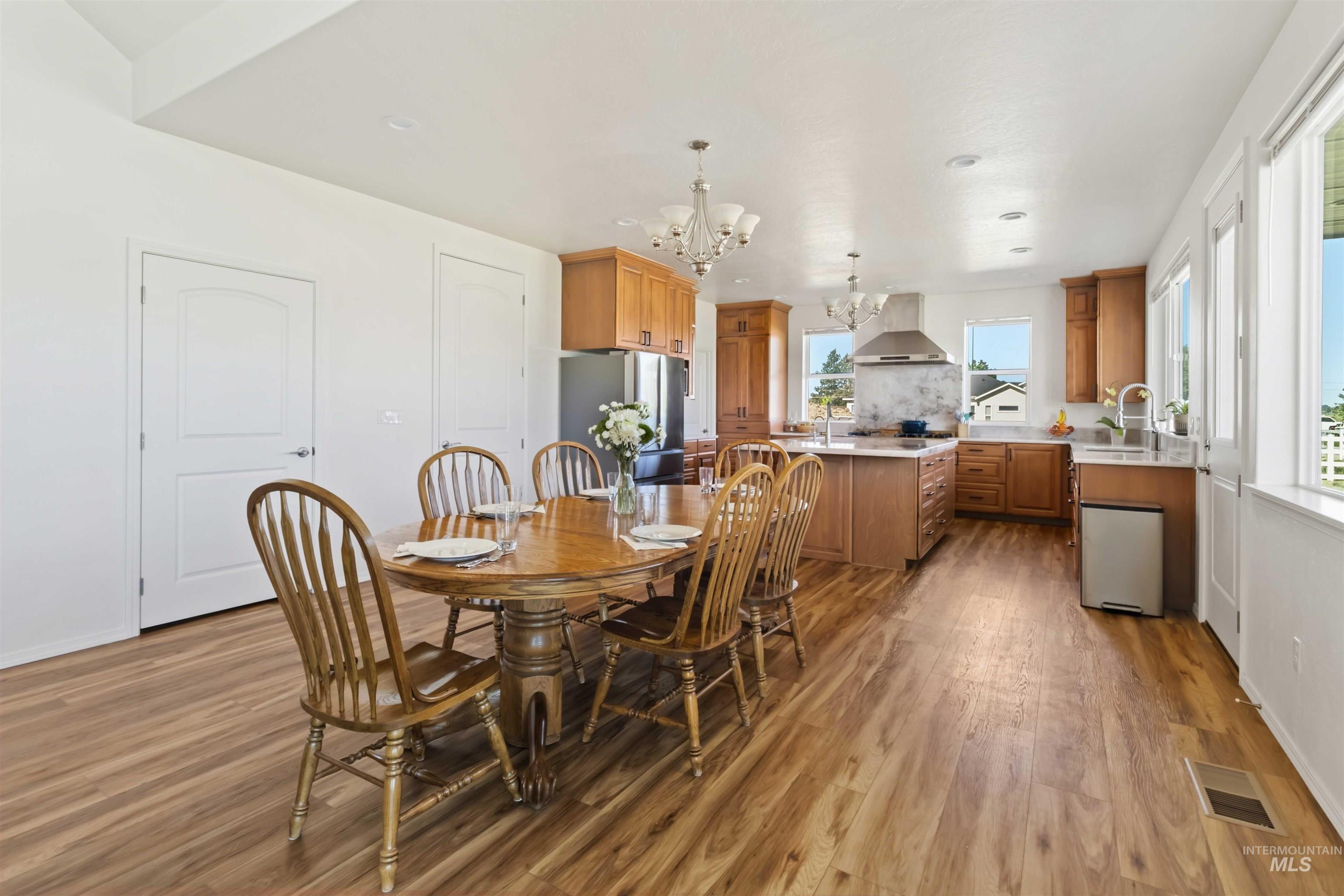 1425 Connelly Ln, Emmett, Idaho 83617, 4 Bedrooms, 3.5 Bathrooms, Residential For Sale, Price $1,099,000, 98982492
