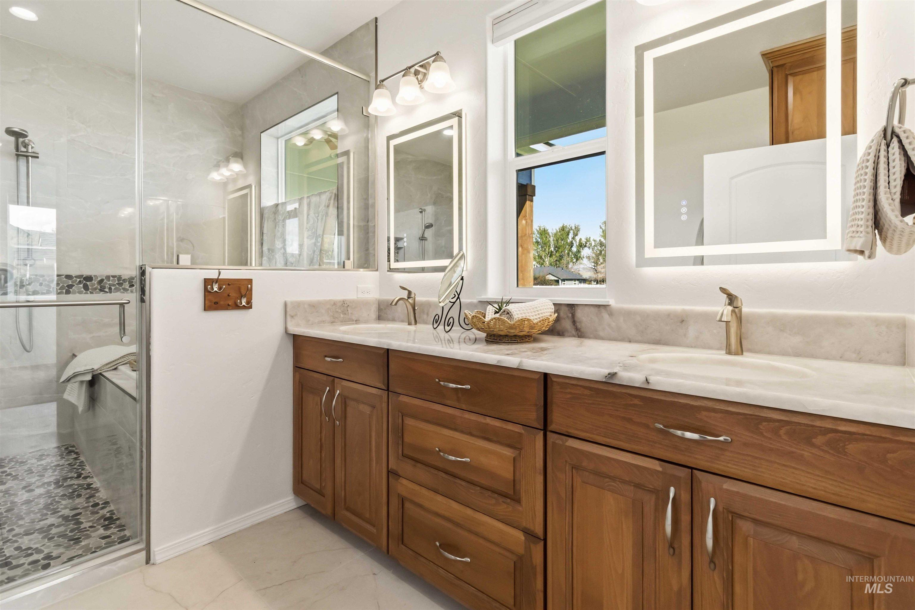 1425 Connelly Ln, Emmett, Idaho 83617, 4 Bedrooms, 3.5 Bathrooms, Residential For Sale, Price $1,199,000,MLS 98982492