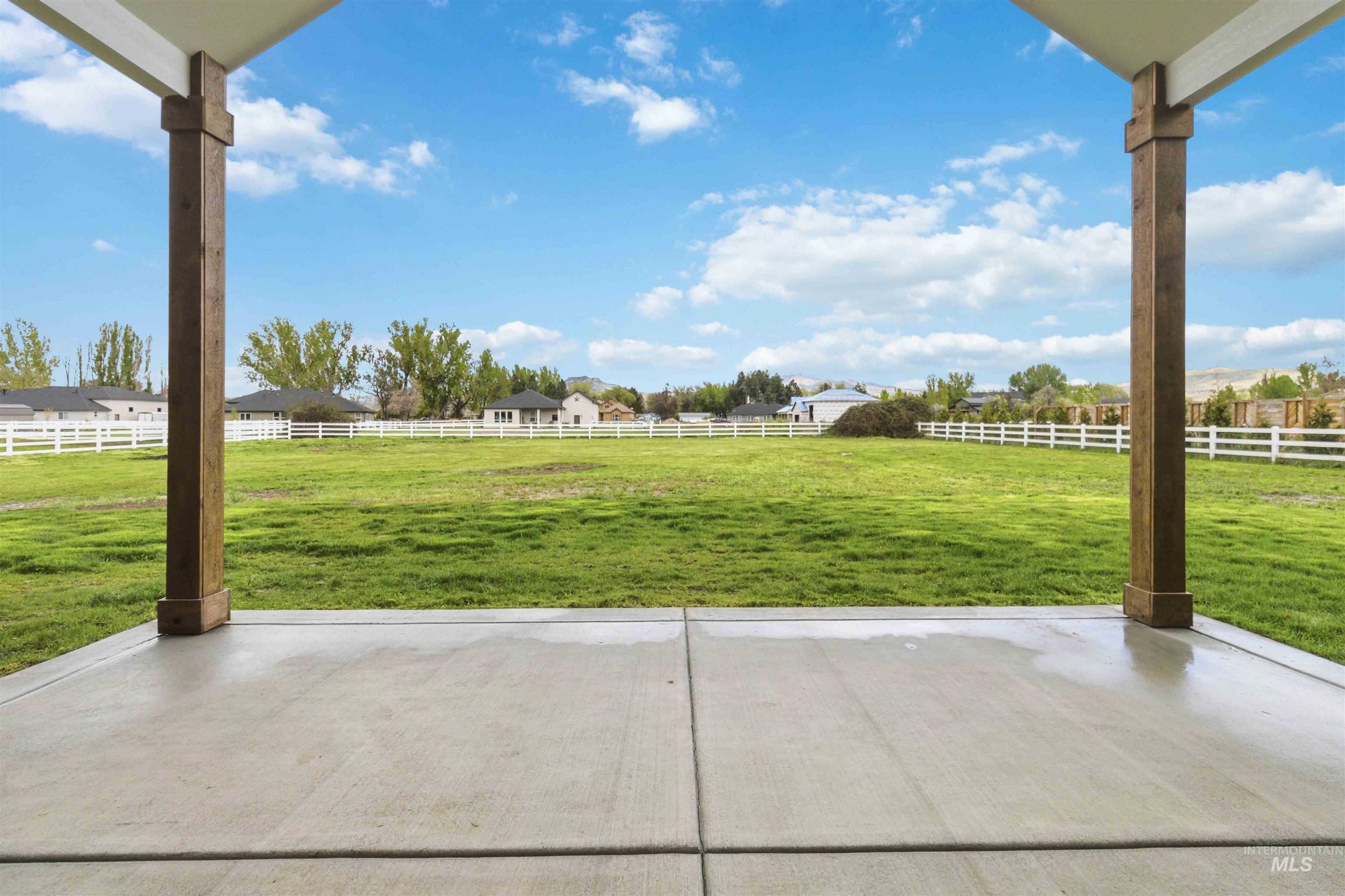 1425 Connelly Ln, Emmett, Idaho 83617, 4 Bedrooms, 3.5 Bathrooms, Residential For Sale, Price $1,099,000, 98982492