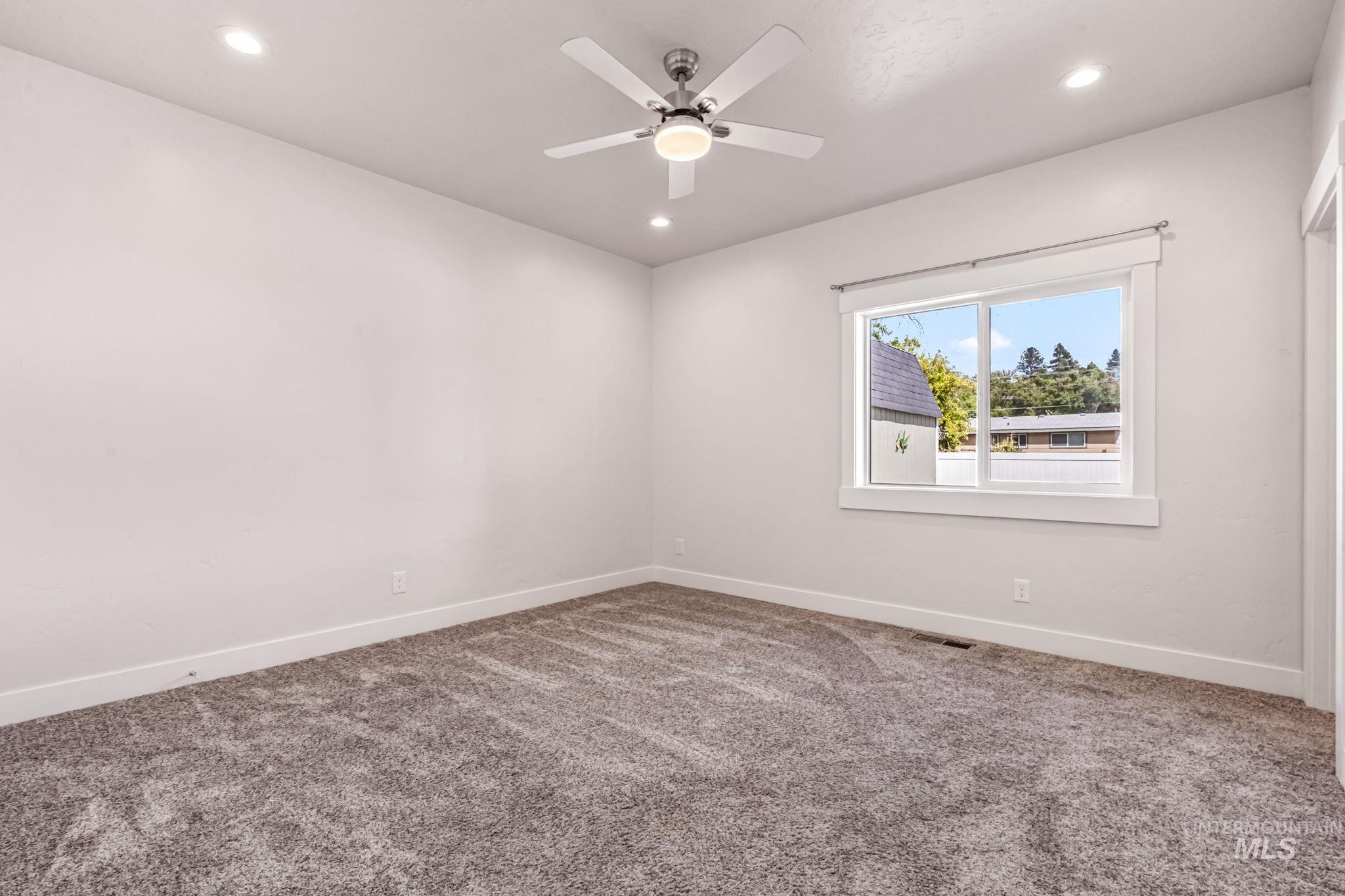 395 Cutlass, Payette, Idaho 83661-5380, 3 Bedrooms, 2 Bathrooms, Residential For Sale, Price $359,900,MLS 98982493