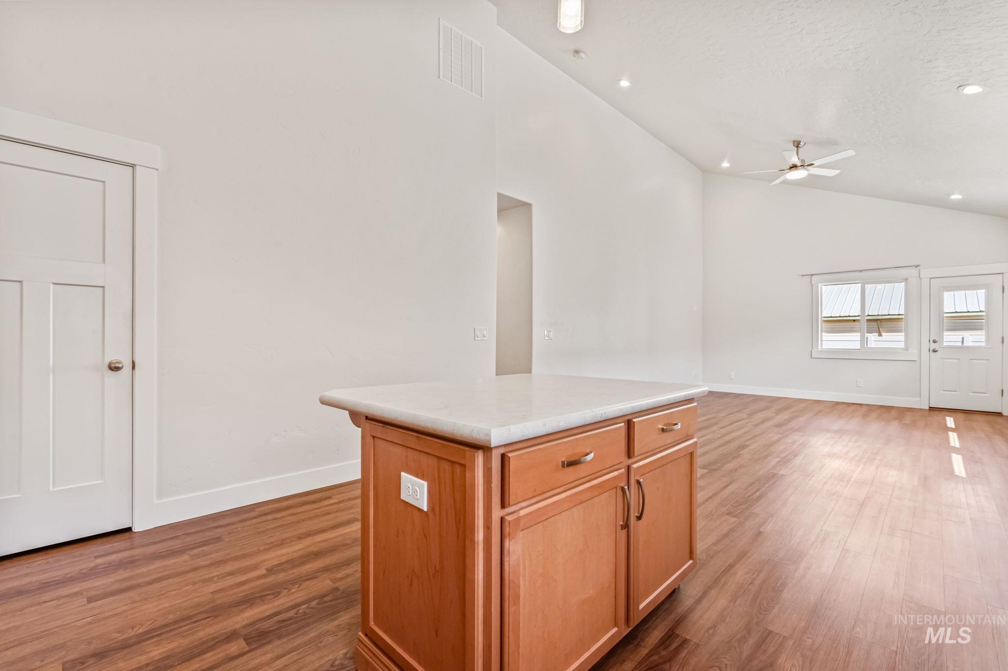 395 Cutlass, Payette, Idaho 83661-5380, 3 Bedrooms, 2 Bathrooms, Residential For Sale, Price $359,900,MLS 98982493