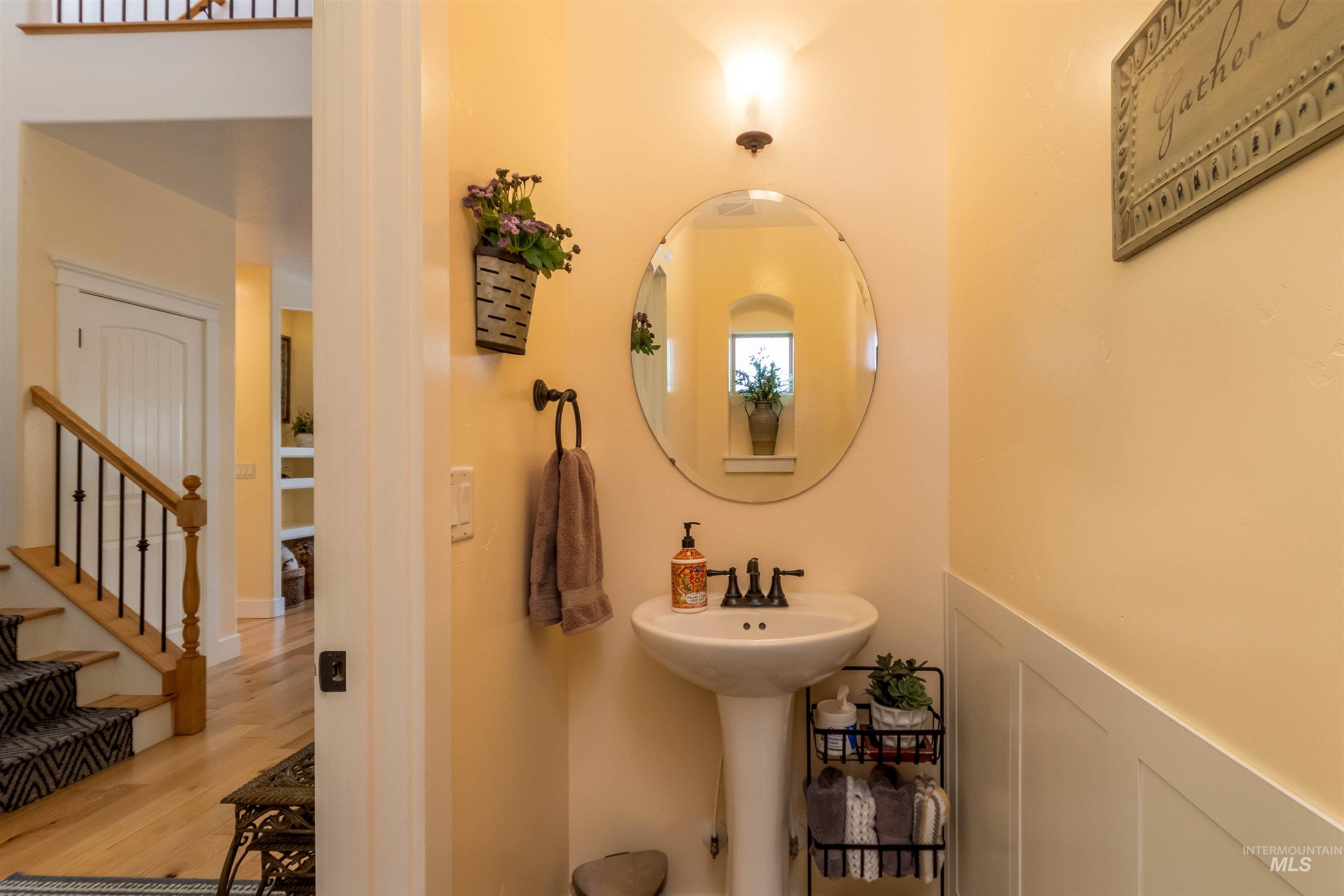 2240 W Anatole St, Meridian, Idaho 83646, 3 Bedrooms, 2.5 Bathrooms, Residential For Sale, Price $625,000,MLS 98982494