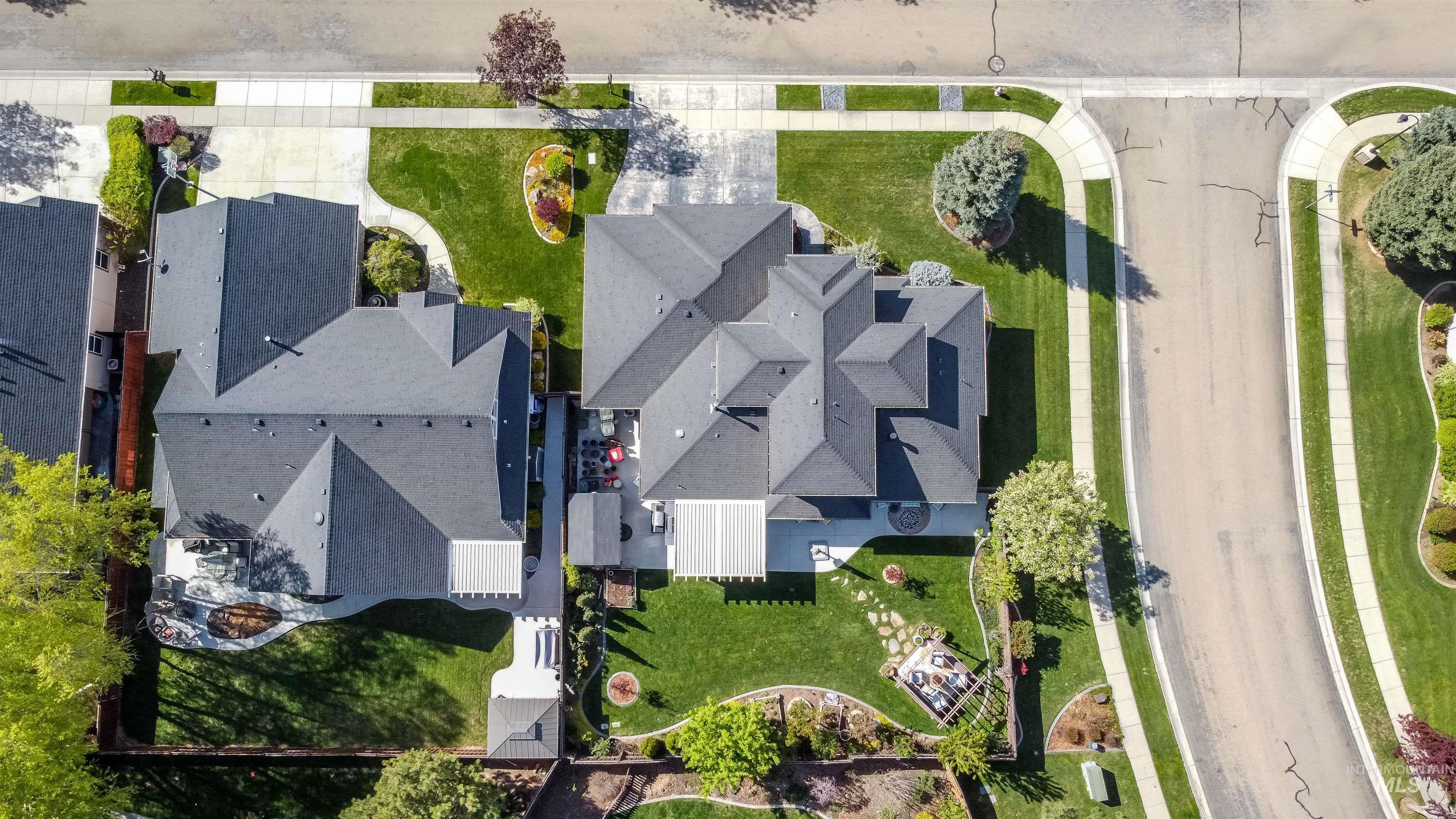 2240 W Anatole St, Meridian, Idaho 83646, 3 Bedrooms, 2.5 Bathrooms, Residential For Sale, Price $625,000,MLS 98982494