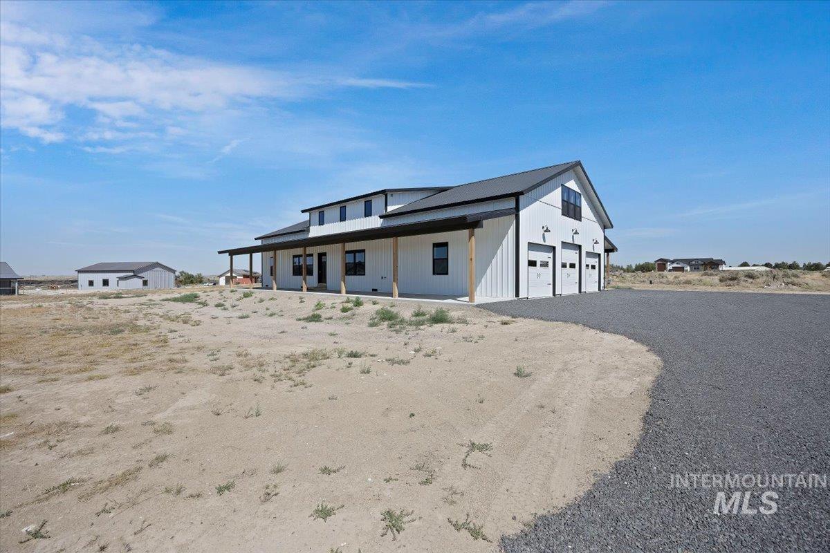 4032 N 3510 E, Kimberly, Idaho 83341, 4 Bedrooms, 2 Bathrooms, Residential For Sale, Price $845,000,MLS 98982495
