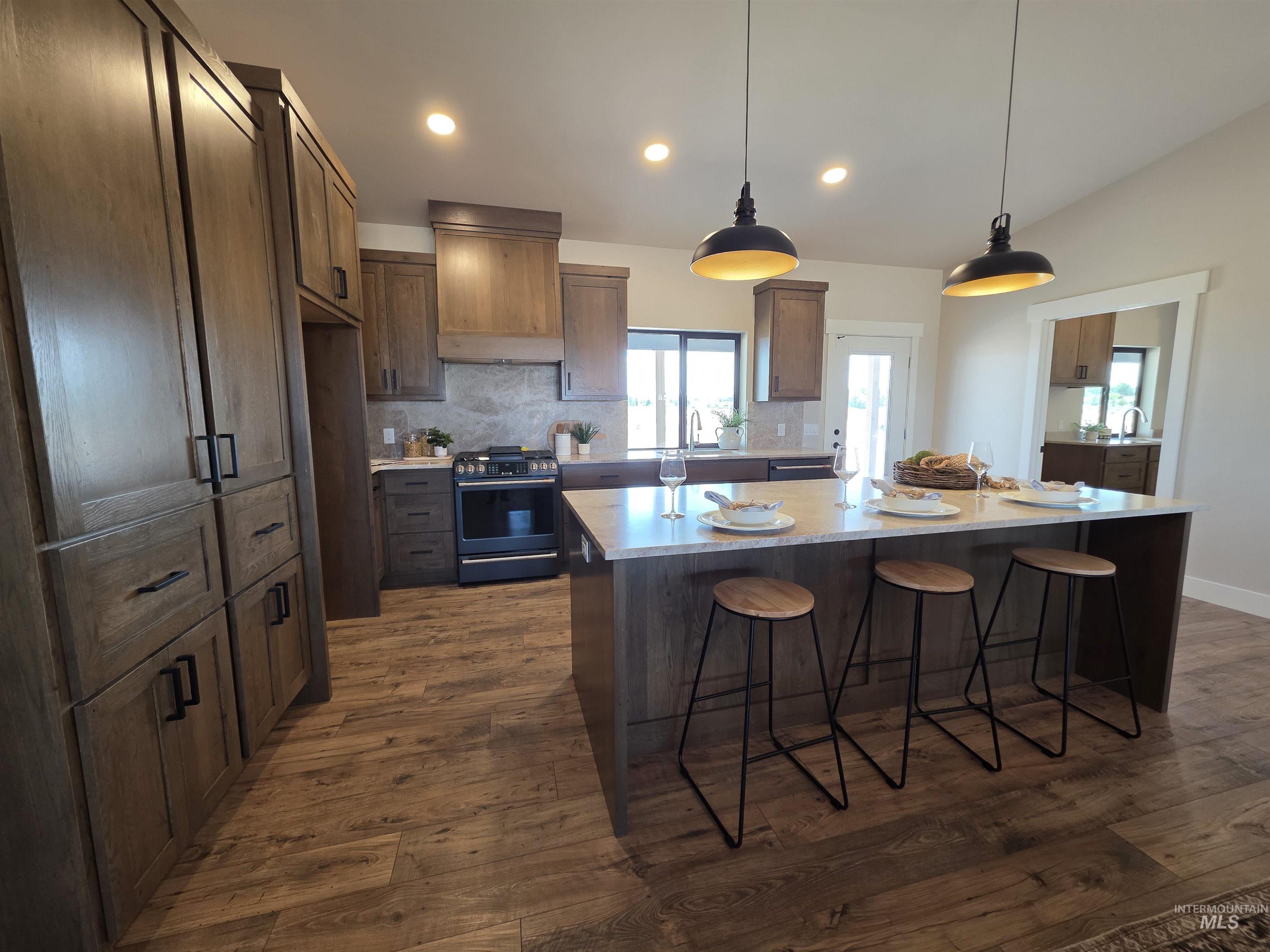 4032 N 3510 E, Kimberly, Idaho 83341, 4 Bedrooms, 2 Bathrooms, Residential For Sale, Price $865,000, 98982495