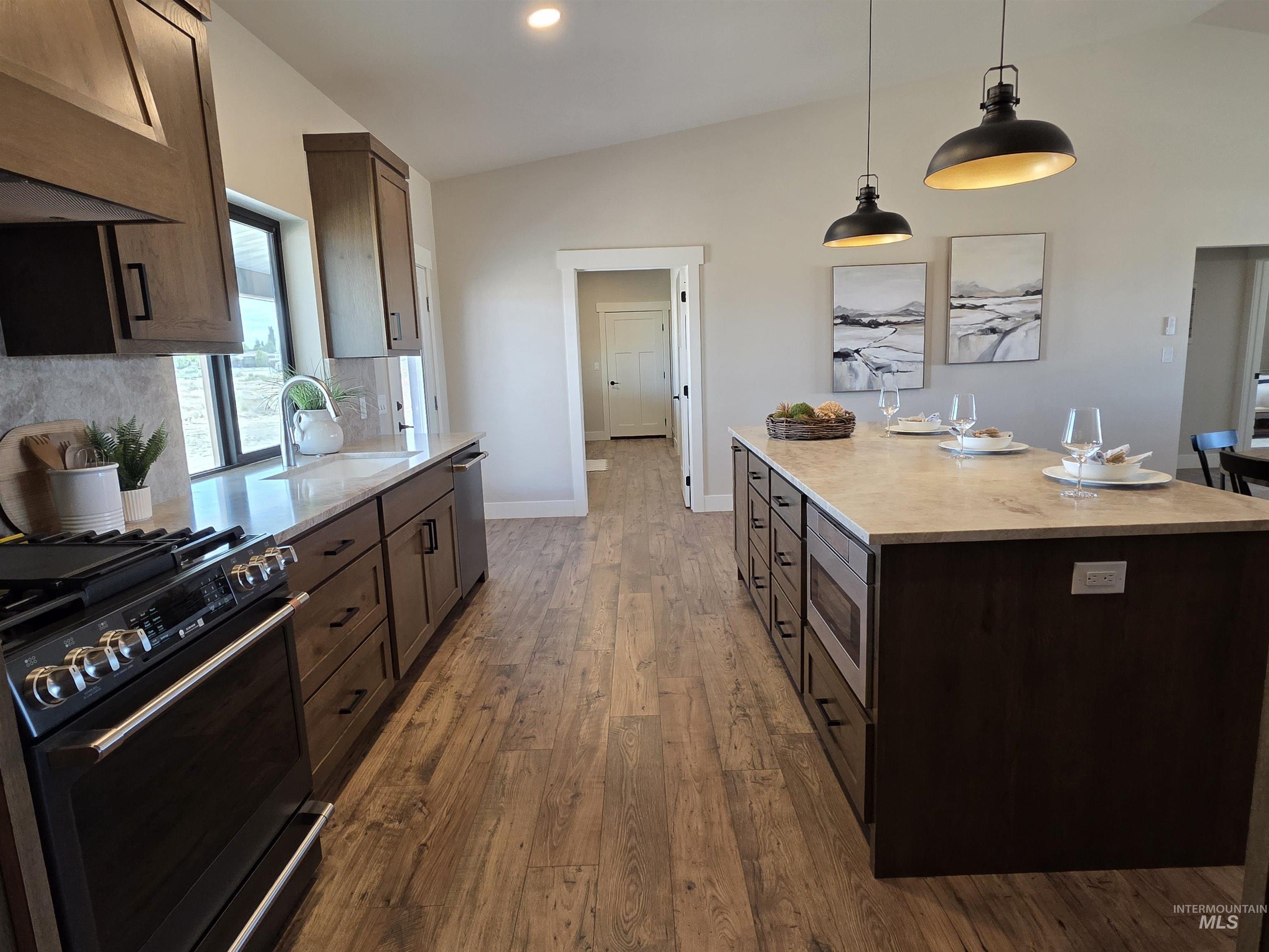 4032 N 3510 E, Kimberly, Idaho 83341, 4 Bedrooms, 2 Bathrooms, Residential For Sale, Price $865,000, 98982495