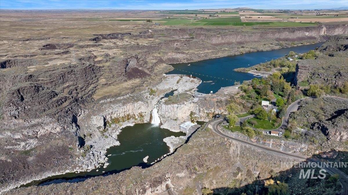 4032 N 3510 E, Kimberly, Idaho 83341, 3 Bedrooms, 2 Bathrooms, Residential For Sale, Price $865,000,MLS 98982495