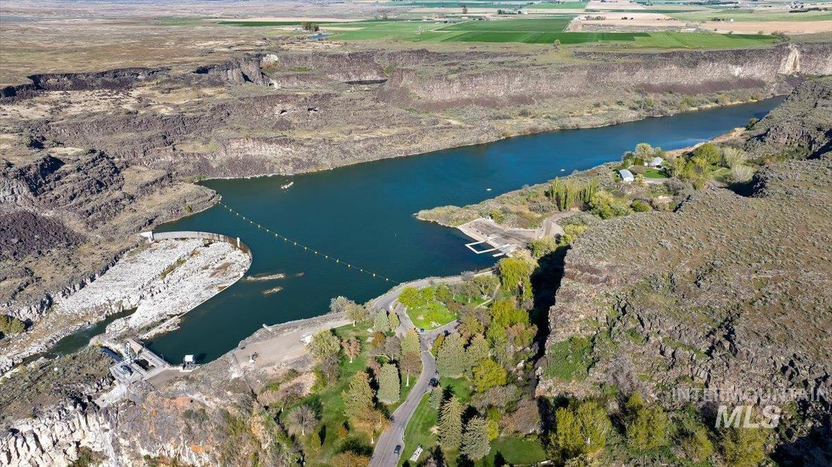 4032 N 3510 E, Kimberly, Idaho 83341, 3 Bedrooms, 2 Bathrooms, Residential For Sale, Price $865,000,MLS 98982495