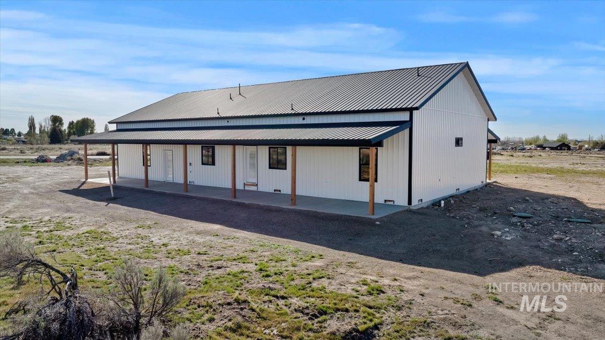 4032 N 3510 E, Kimberly, Idaho 83341, 4 Bedrooms, 2 Bathrooms, Residential For Sale, Price $845,000,MLS 98982495
