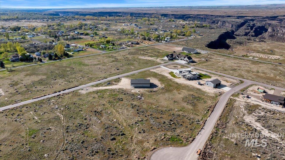 4032 N 3510 E, Kimberly, Idaho 83341, 4 Bedrooms, 2 Bathrooms, Residential For Sale, Price $865,000, 98982495