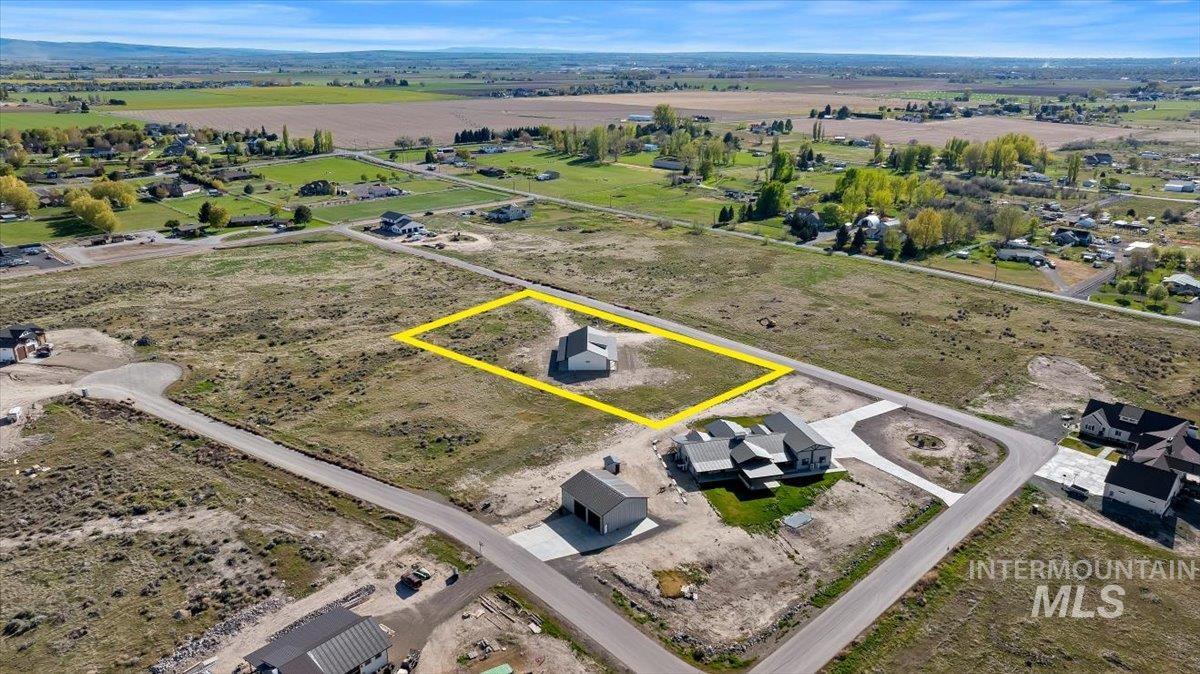 4032 N 3510 E, Kimberly, Idaho 83341, 4 Bedrooms, 2 Bathrooms, Residential For Sale, Price $845,000,MLS 98982495