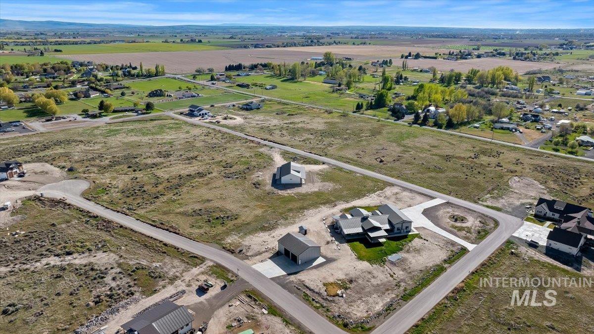 4032 N 3510 E, Kimberly, Idaho 83341, 4 Bedrooms, 2 Bathrooms, Residential For Sale, Price $865,000, 98982495