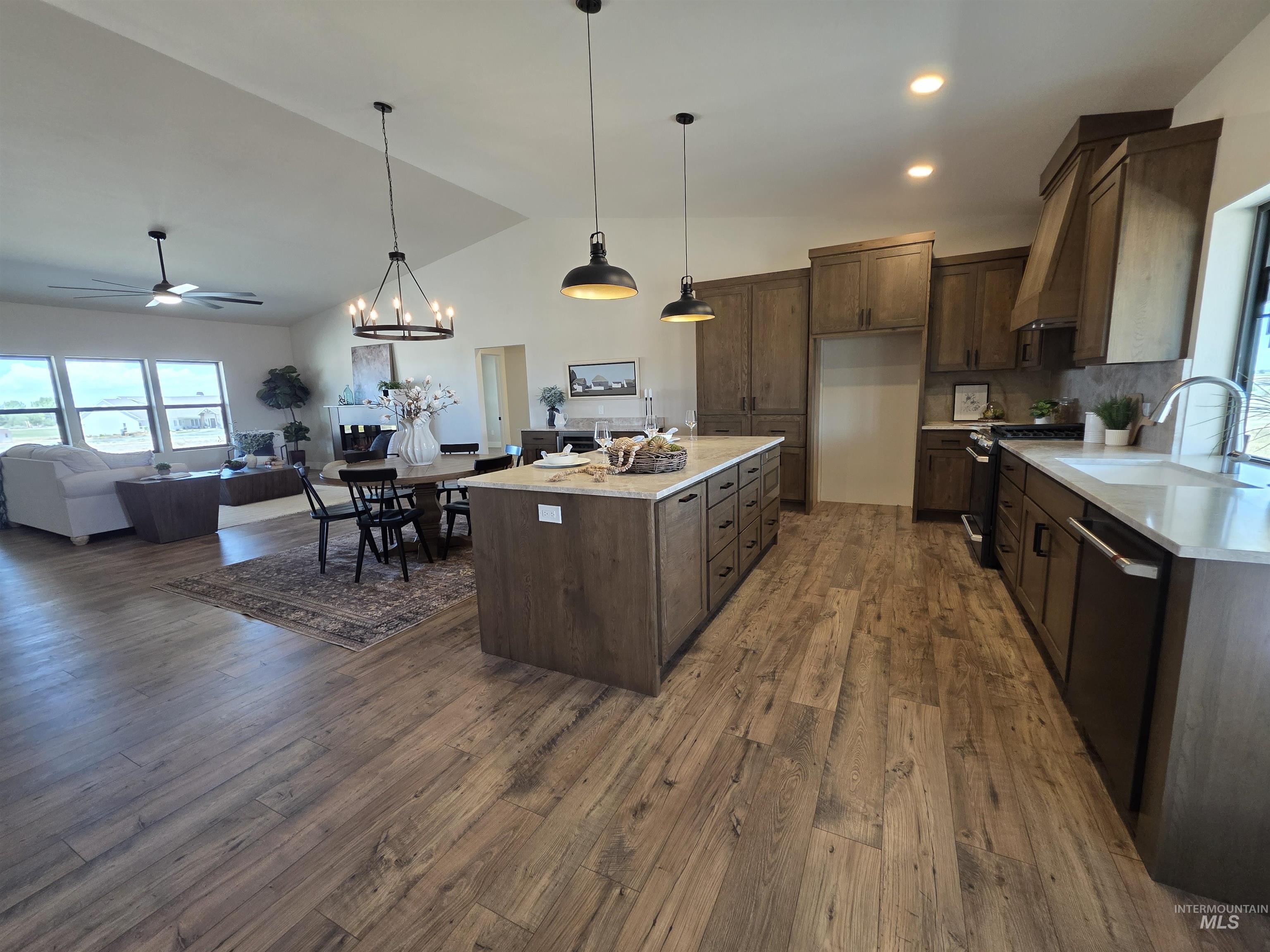 4032 N 3510 E, Kimberly, Idaho 83341, 4 Bedrooms, 2 Bathrooms, Residential For Sale, Price $865,000, 98982495