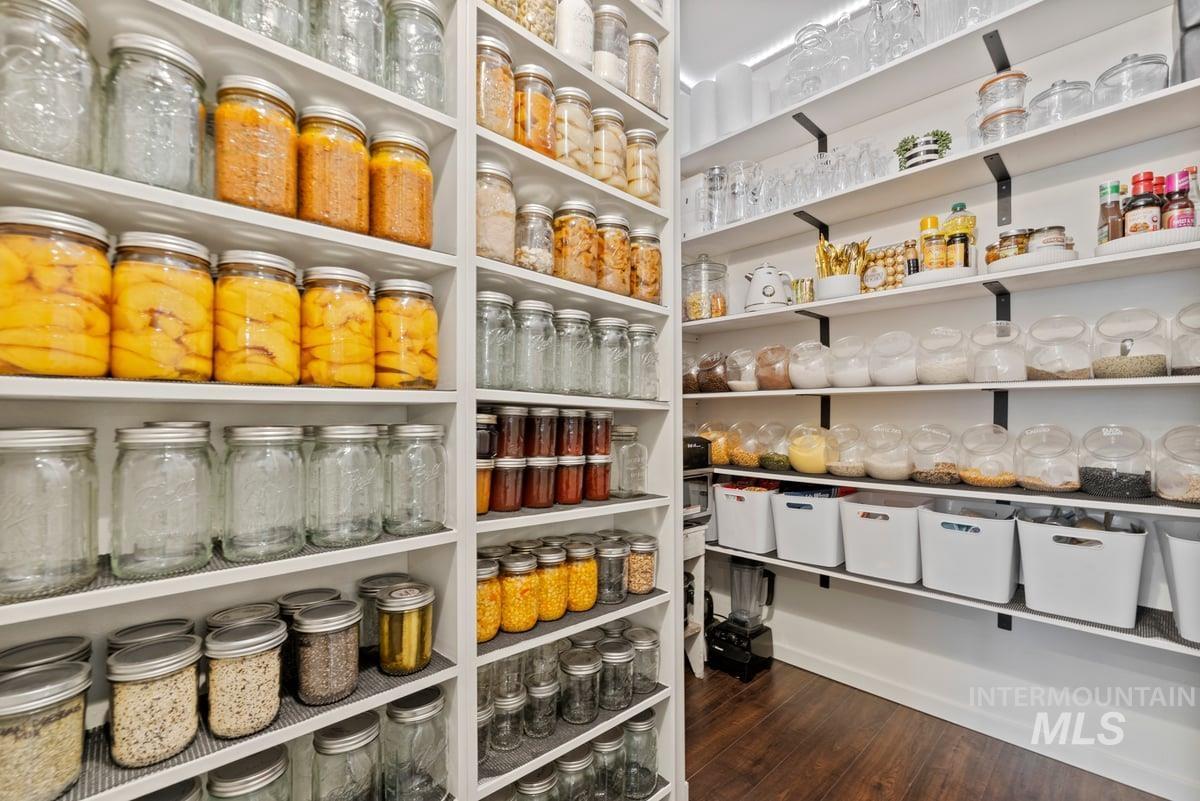 2436 N Heath Ave, Boise, Idaho 83713, 4 Bedrooms, 3 Bathrooms, Residential For Sale, Price $660,000,MLS 98982496