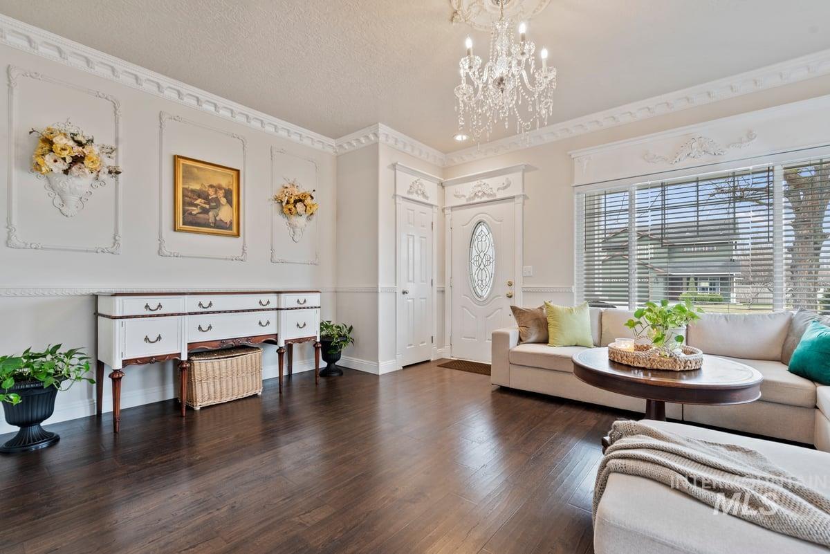 2436 N Heath Ave, Boise, Idaho 83713, 4 Bedrooms, 3 Bathrooms, Residential For Sale, Price $660,000,MLS 98982496