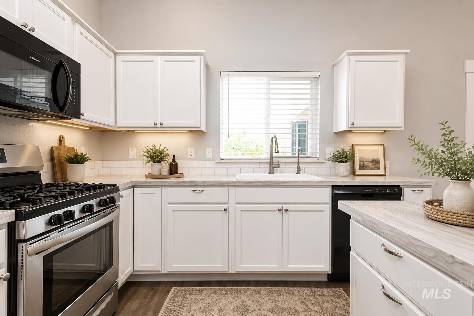 5056 W Sands Basin Dr., Meridian, Idaho 83646, 4 Bedrooms, 2 Bathrooms, Residential For Sale, Price $549,000,MLS 98982497