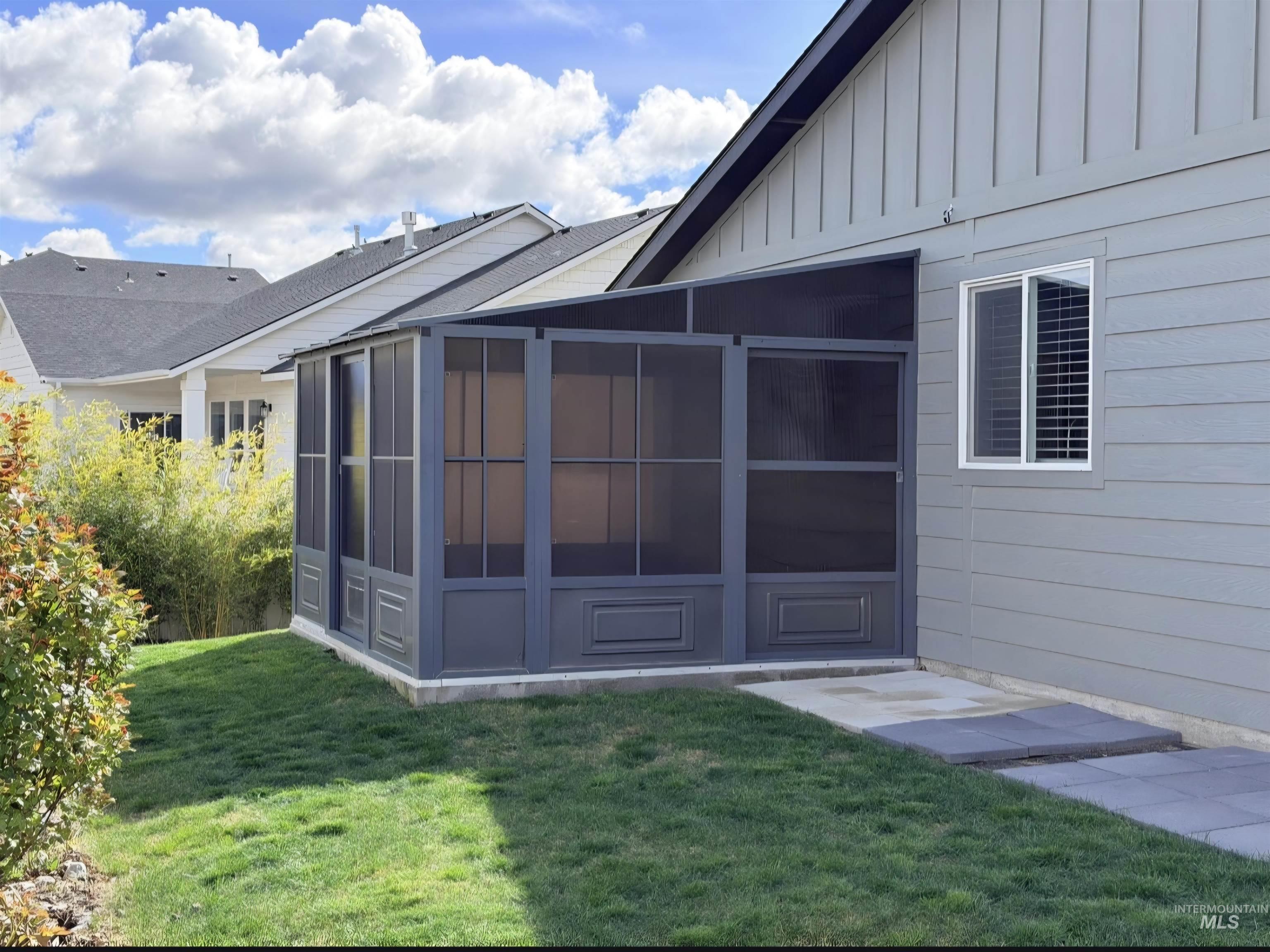 5056 W Sands Basin Dr., Meridian, Idaho 83646, 4 Bedrooms, 2 Bathrooms, Residential For Sale, Price $584,900, 98982497