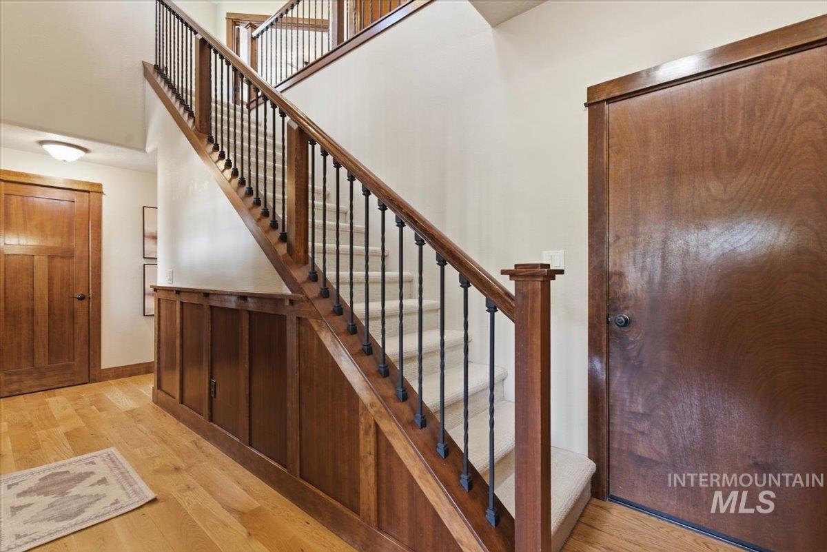 369 E Wexford Lane, Eagle, Idaho 83616, 2 Bedrooms, 2.5 Bathrooms, Residential For Sale, Price $605,000,MLS 98982498