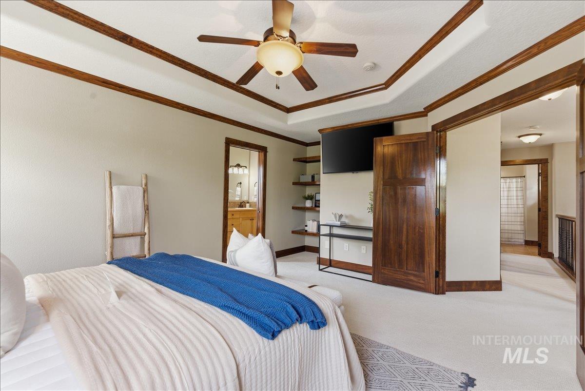 369 E Wexford Lane, Eagle, Idaho 83616, 2 Bedrooms, 2.5 Bathrooms, Residential For Sale, Price $605,000,MLS 98982498