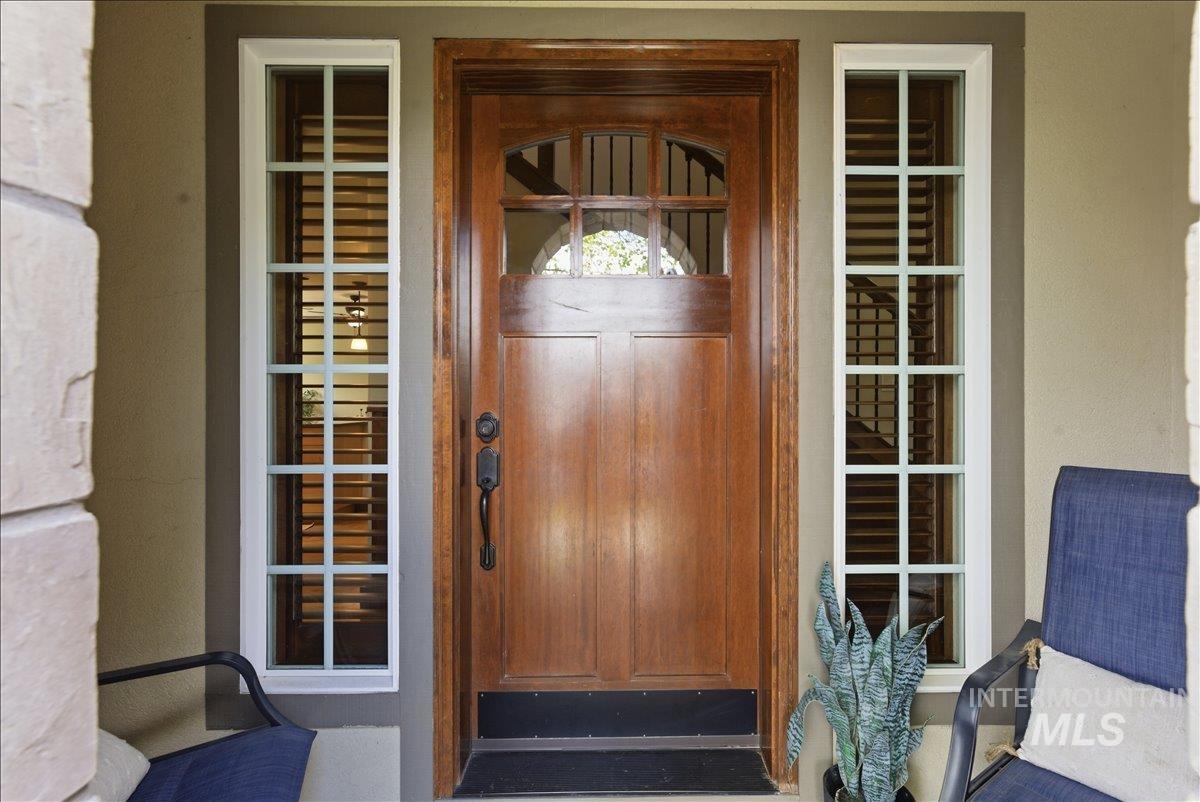 369 E Wexford Lane, Eagle, Idaho 83616, 2 Bedrooms, 2.5 Bathrooms, Residential For Sale, Price $605,000,MLS 98982498