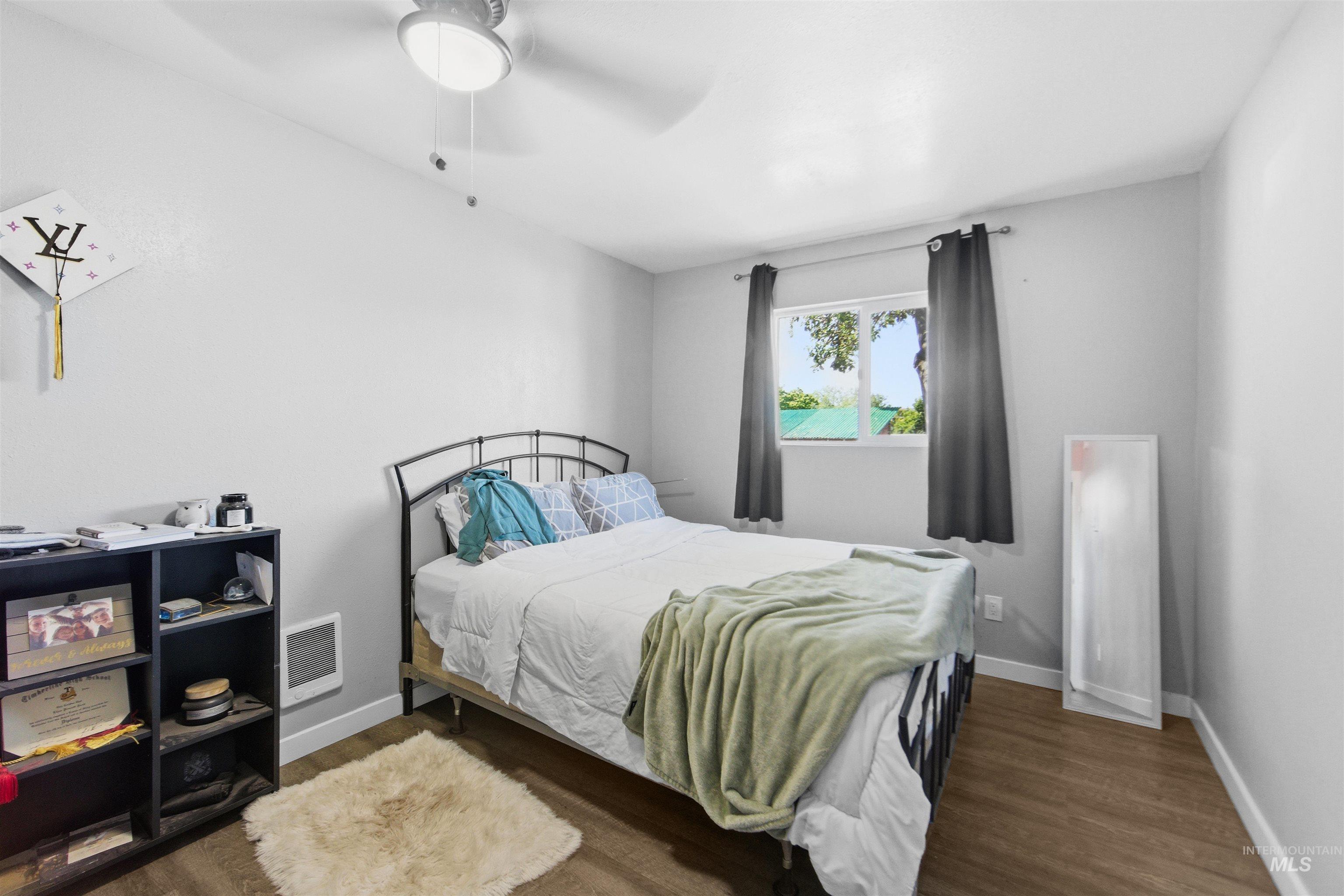 224 S Garden Court, Lewiston, Idaho 83501, 2 Bedrooms, 1 Bathroom, Residential Income For Sale, Price $460,000,MLS 98982501