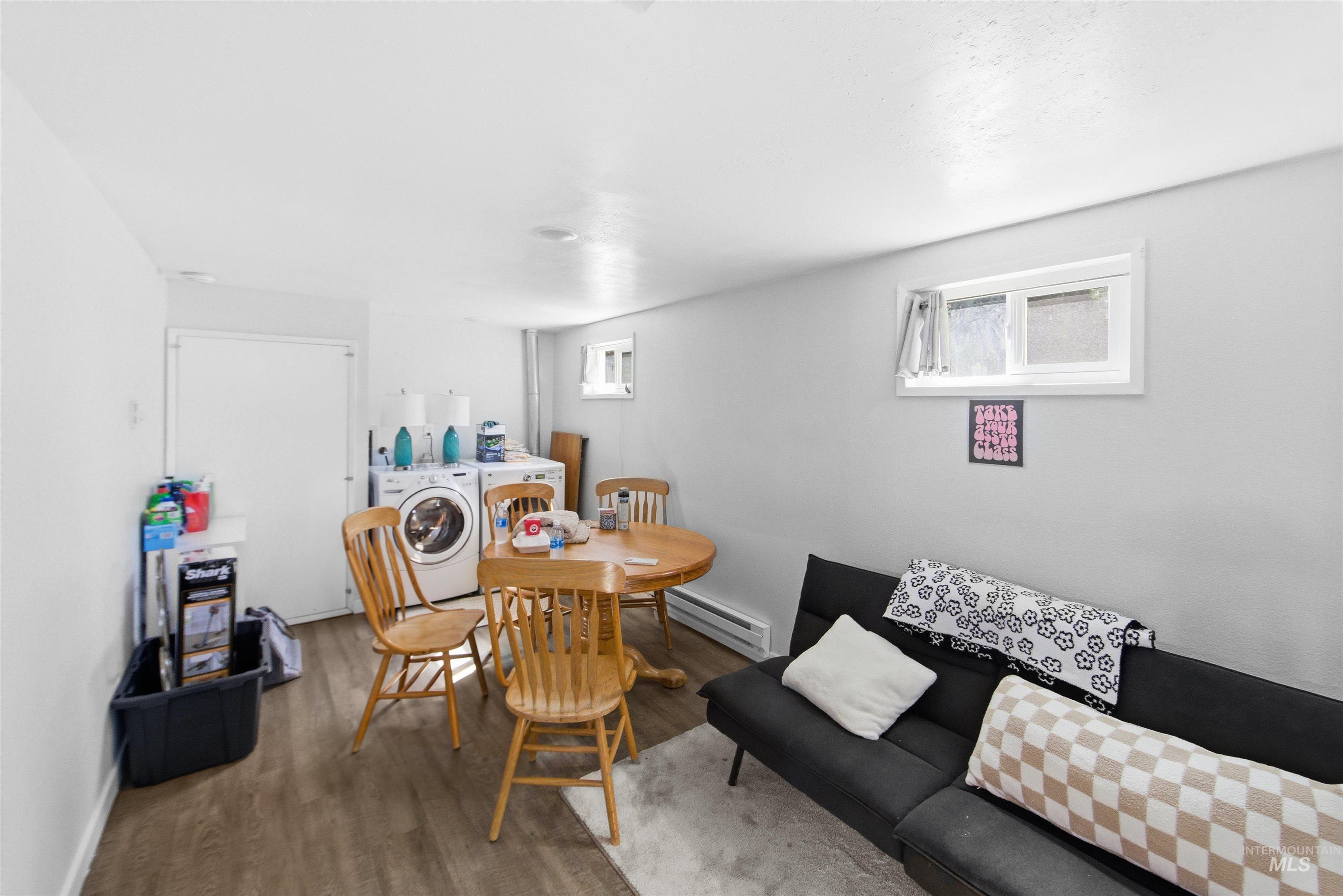 224 S Garden Court, Lewiston, Idaho 83501, 2 Bedrooms, 1 Bathroom, Residential Income For Sale, Price $460,000,MLS 98982501