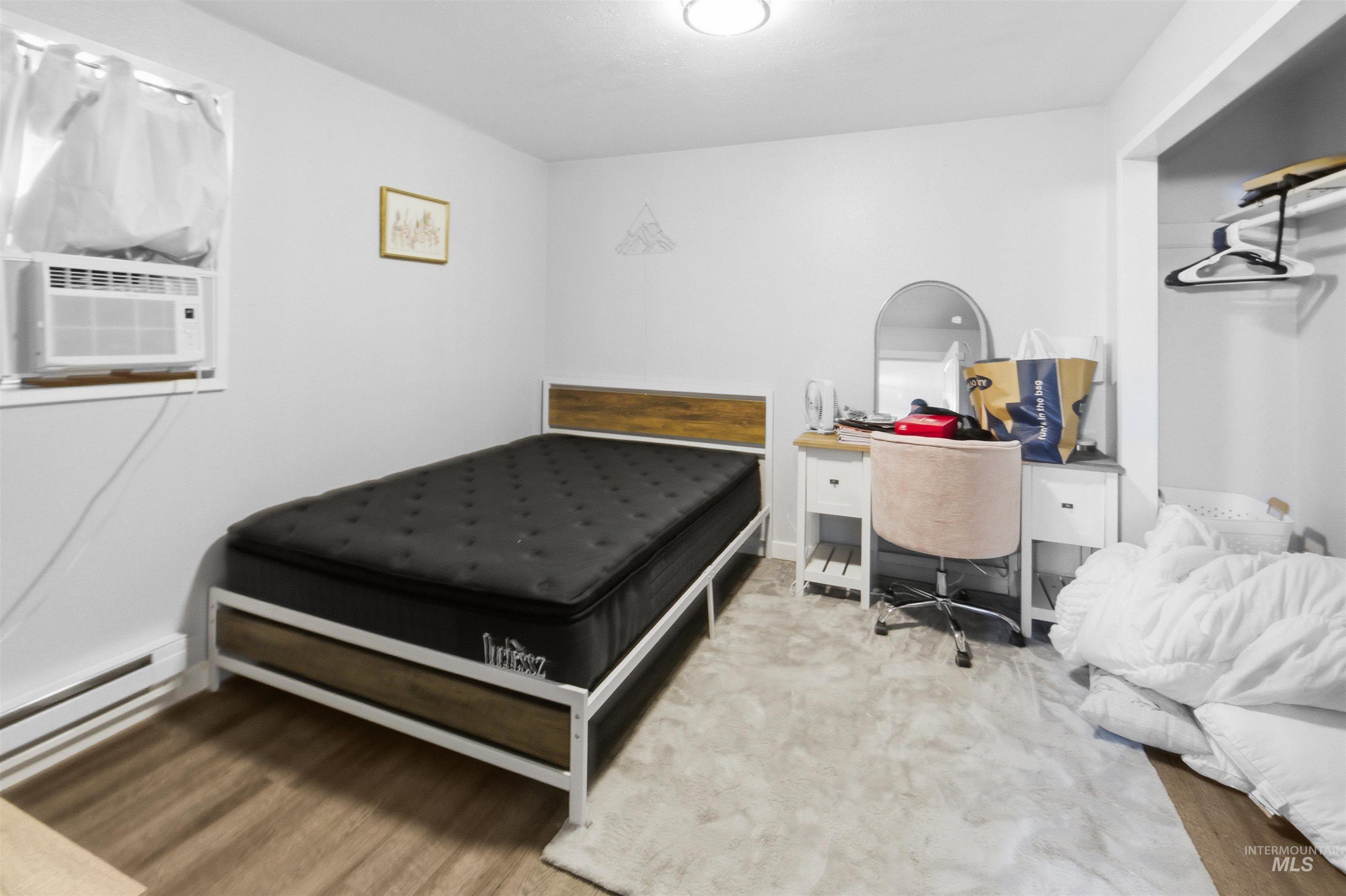 224 S Garden Court, Lewiston, Idaho 83501, 2 Bedrooms, 1 Bathroom, Residential Income For Sale, Price $460,000,MLS 98982501