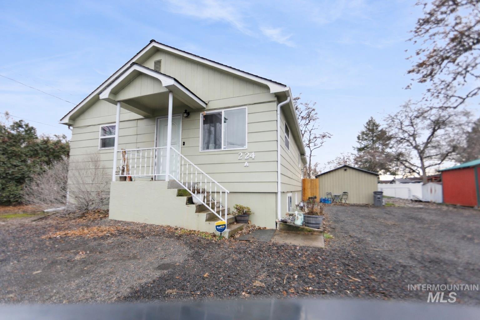 224 S Garden Court, Lewiston, Idaho 83501, 2 Bedrooms, 1 Bathroom, Residential Income For Sale, Price $460,000,MLS 98982501