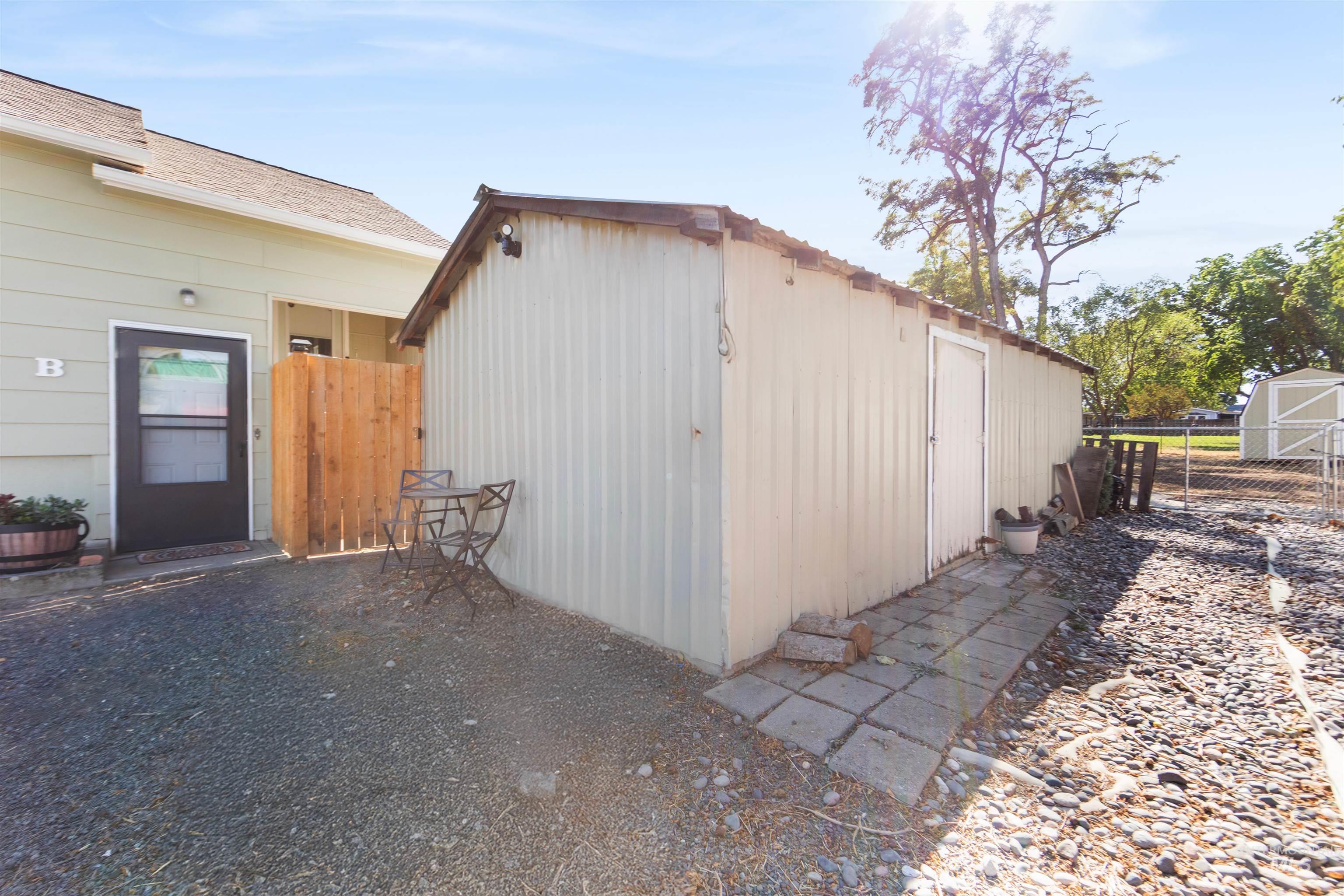 224 S Garden Court, Lewiston, Idaho 83501, 2 Bedrooms, 1 Bathroom, Residential Income For Sale, Price $460,000,MLS 98982501