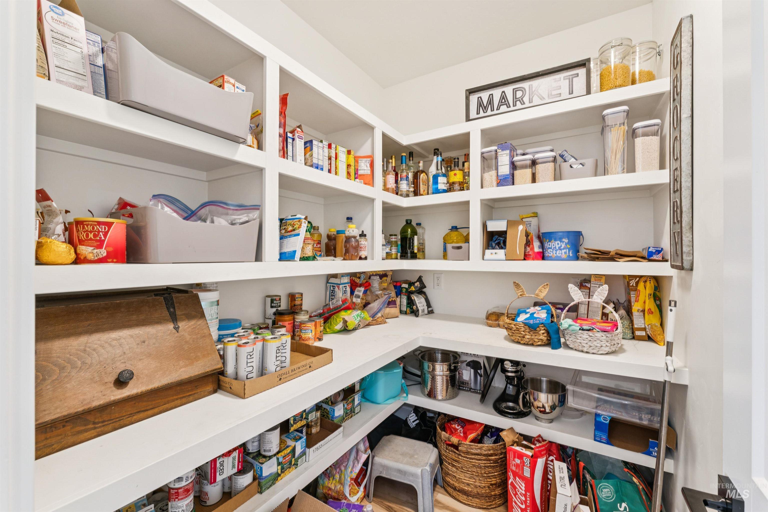 426 October Sky Street, New Plymouth, Idaho 83655, 4 Bedrooms, 3.5 Bathrooms, Residential For Sale, Price $490,000, 98982503