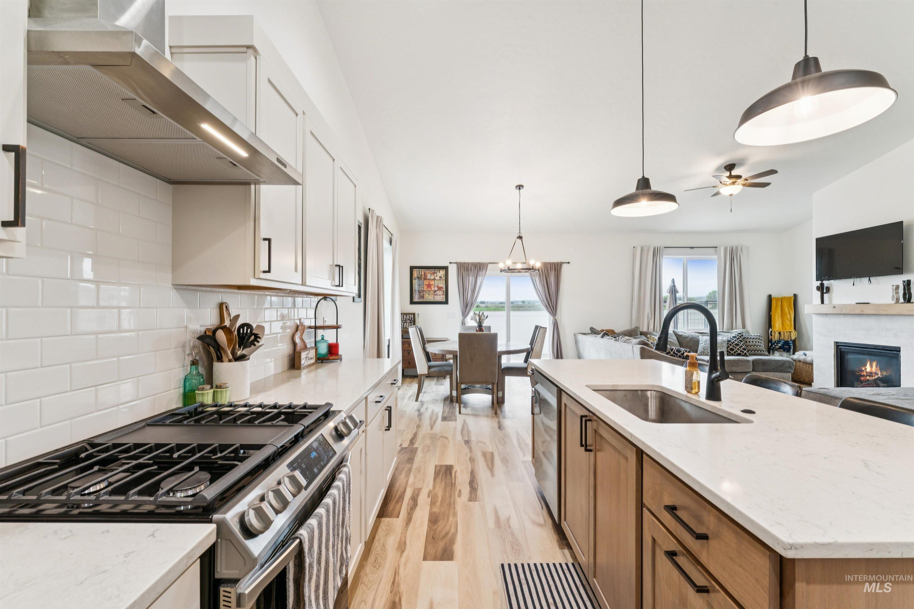 426 October Sky Street, New Plymouth, Idaho 83655, 4 Bedrooms, 3.5 Bathrooms, Residential For Sale, Price $490,000, 98982503