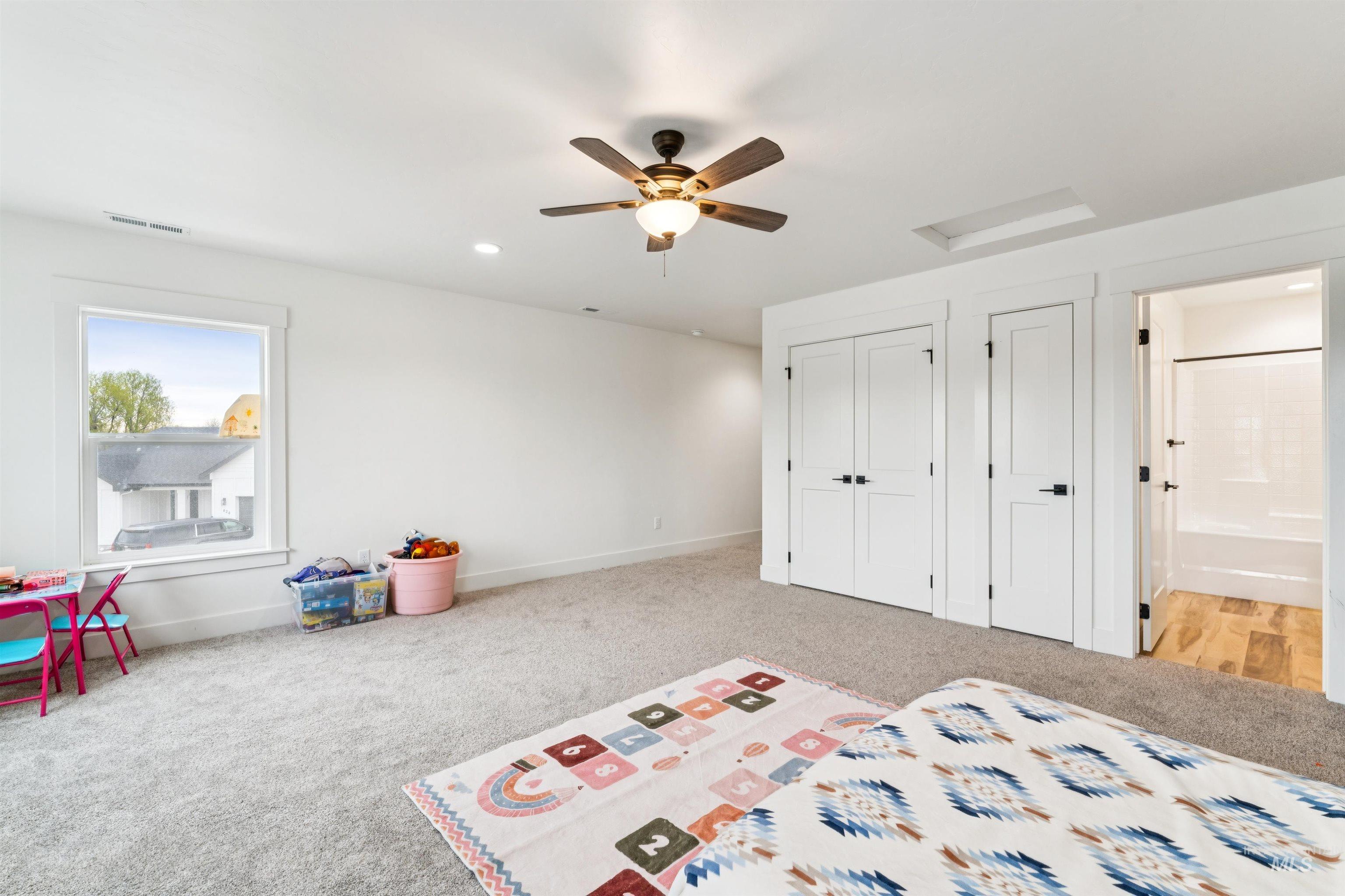 426 October Sky Street, New Plymouth, Idaho 83655, 4 Bedrooms, 3.5 Bathrooms, Residential For Sale, Price $490,000, 98982503