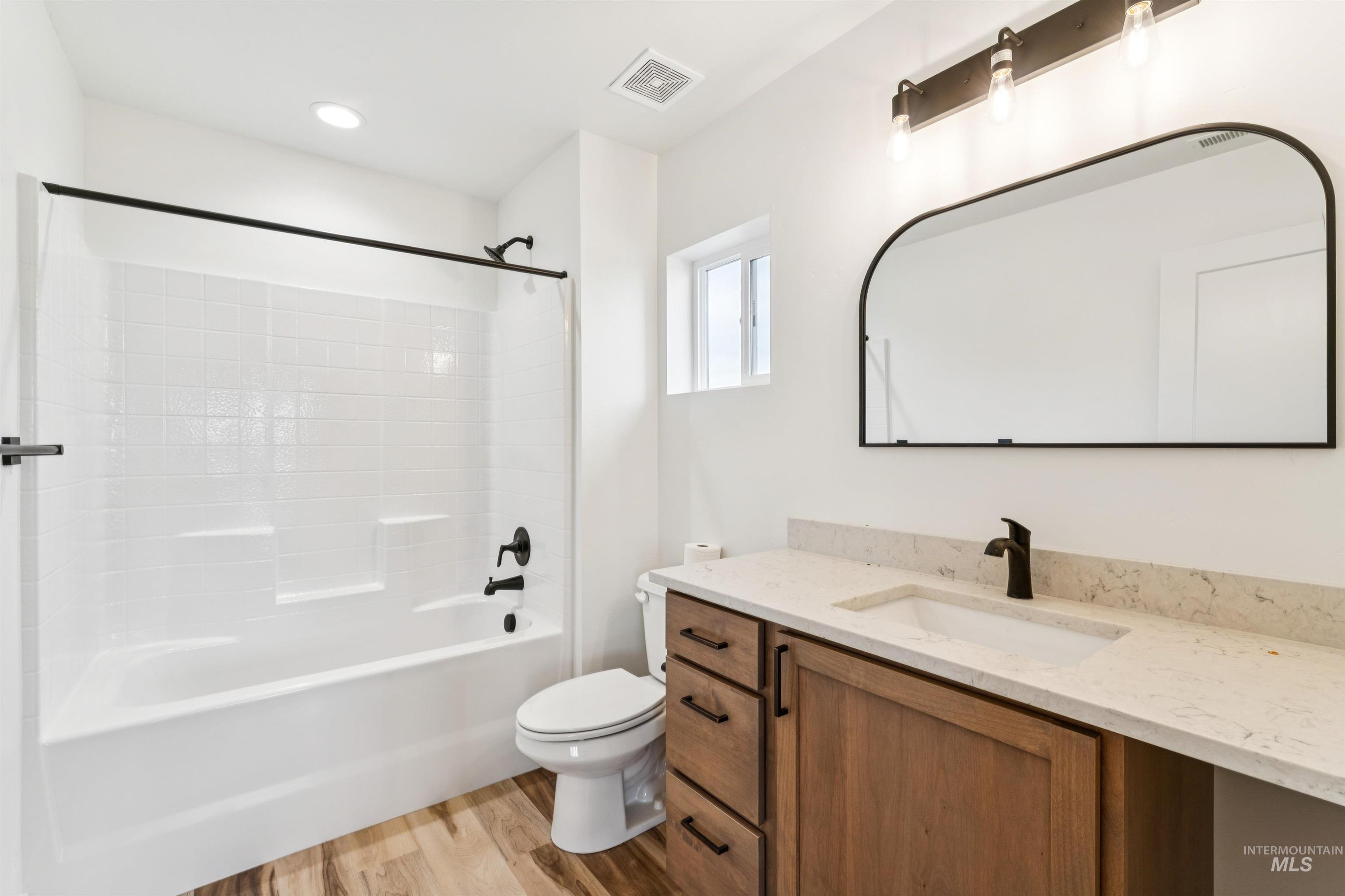 426 October Sky Street, New Plymouth, Idaho 83655, 4 Bedrooms, 3.5 Bathrooms, Residential For Sale, Price $490,000, 98982503