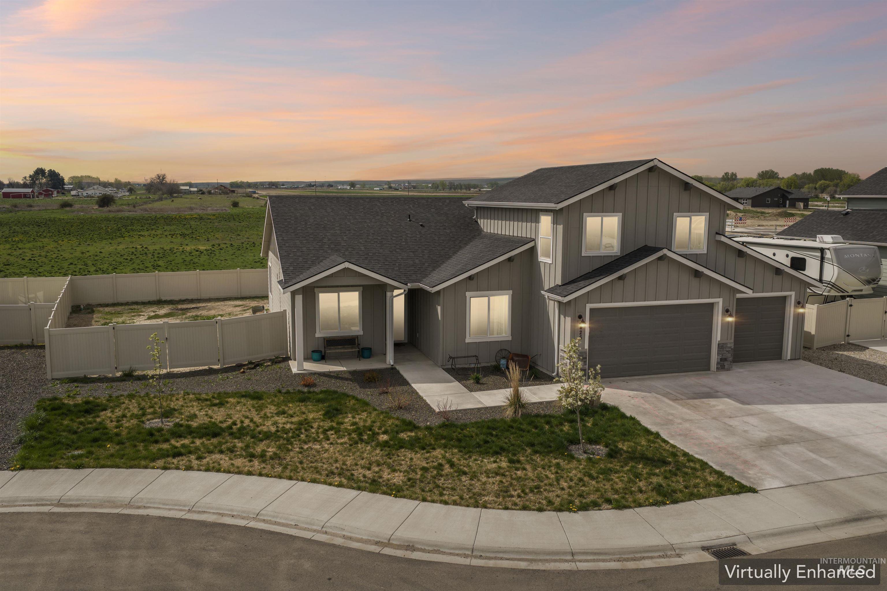 426 October Sky Street, New Plymouth, Idaho 83655, 4 Bedrooms, 3.5 Bathrooms, Residential For Sale, Price $490,000, 98982503